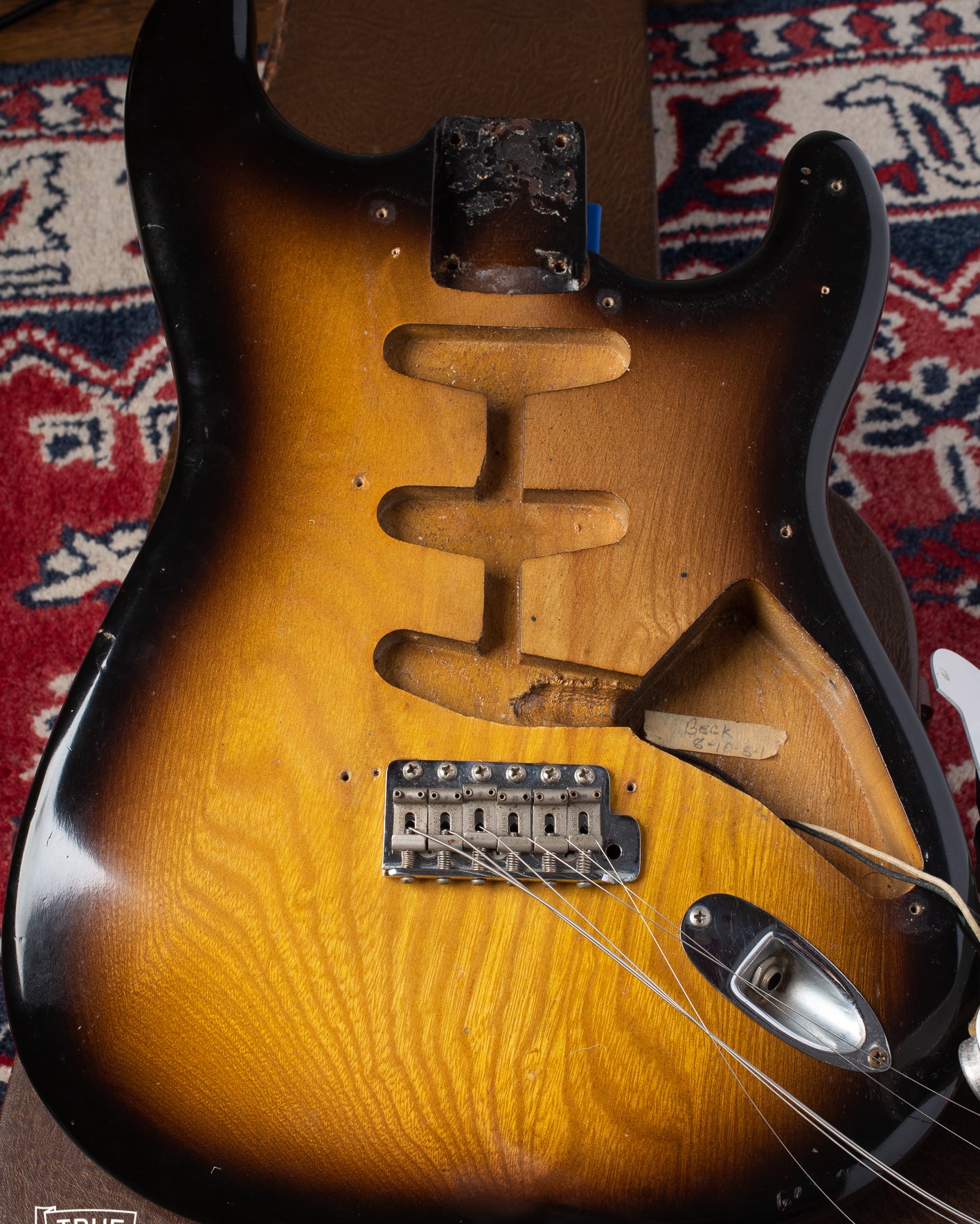 Body under pickguard of Fender Stratocaster 1954