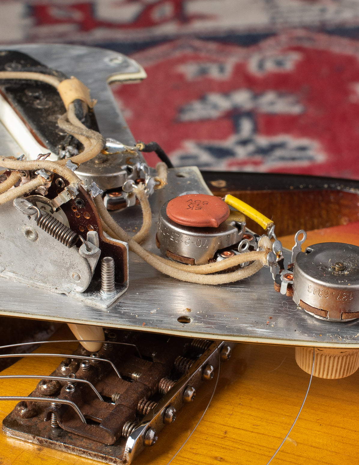 Fender Stratocaster 1963 potentiometer codes 137 6343