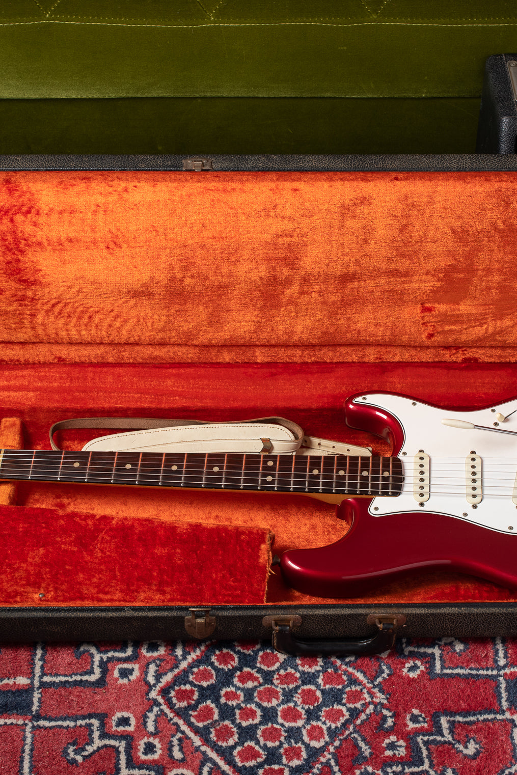 1965 Fender Stratocaster Candy Apple Red in original orange lined black case