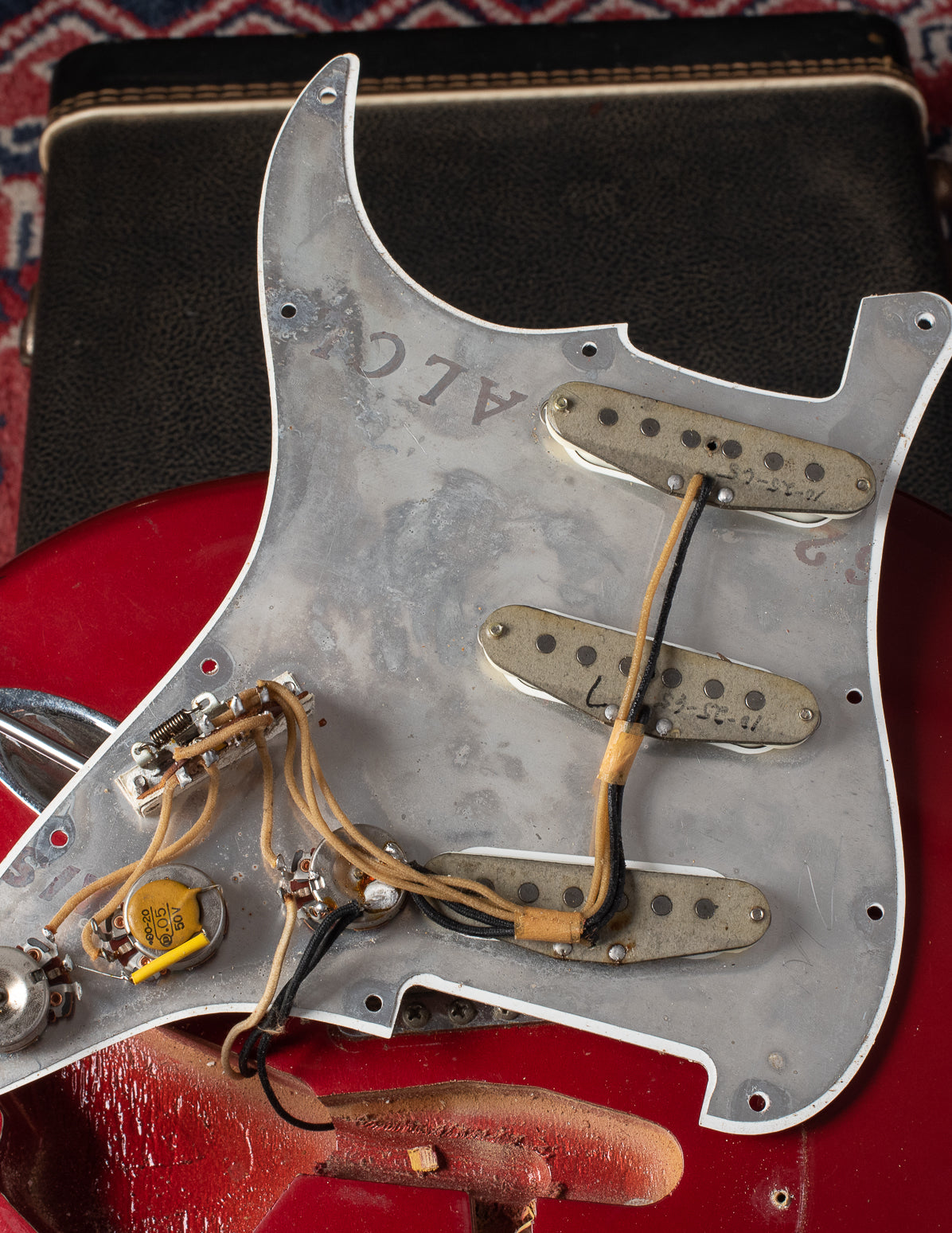 Original grey bottom pickups