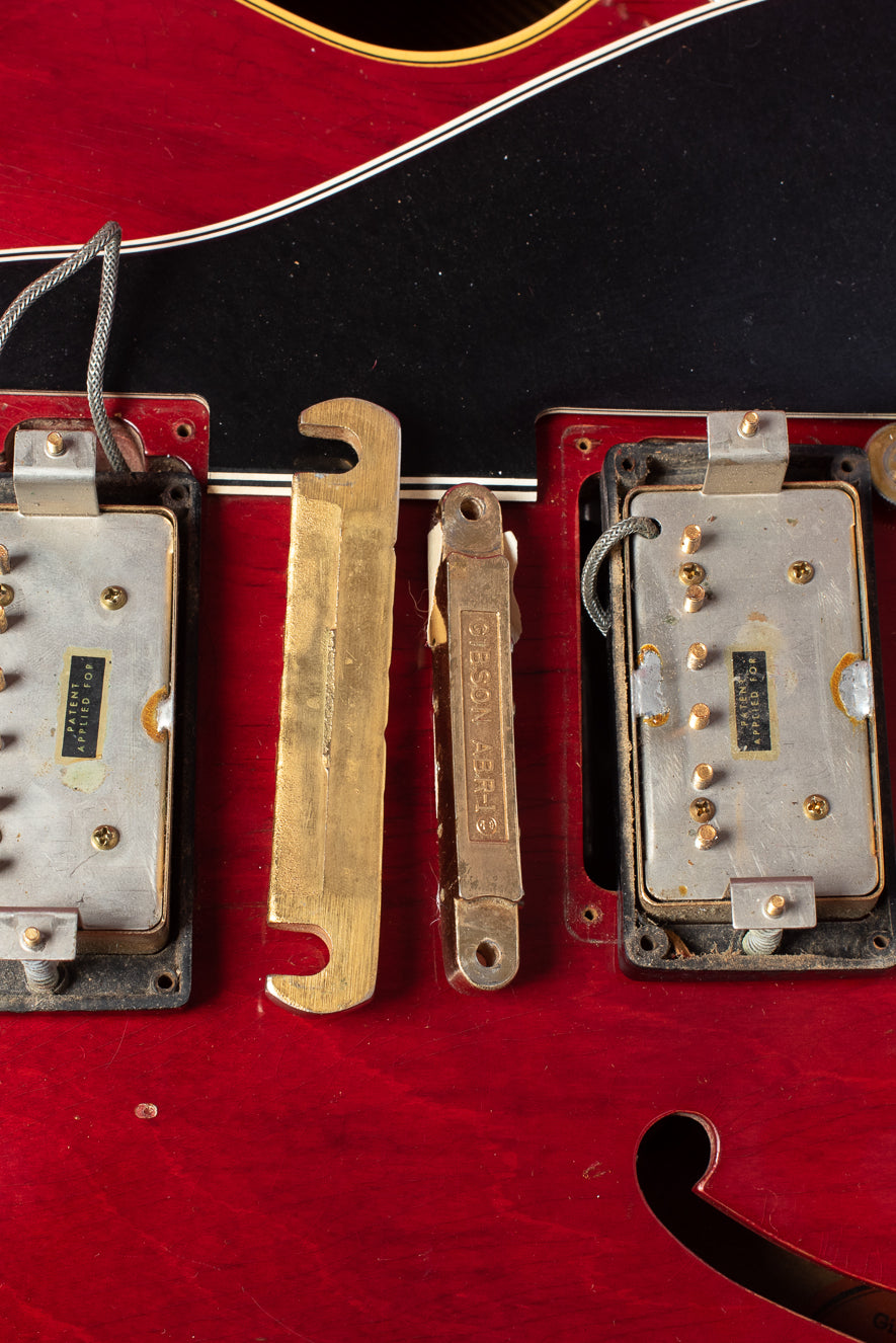 Original PAF pickups, gold stop bar, and gold ABR-1 no wire bridge on Gibson ES-345 1960