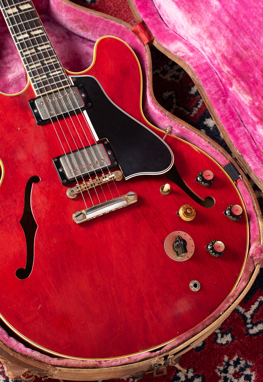 Red Gibson Electric guitar 1960 ES-345 stop tail long guard