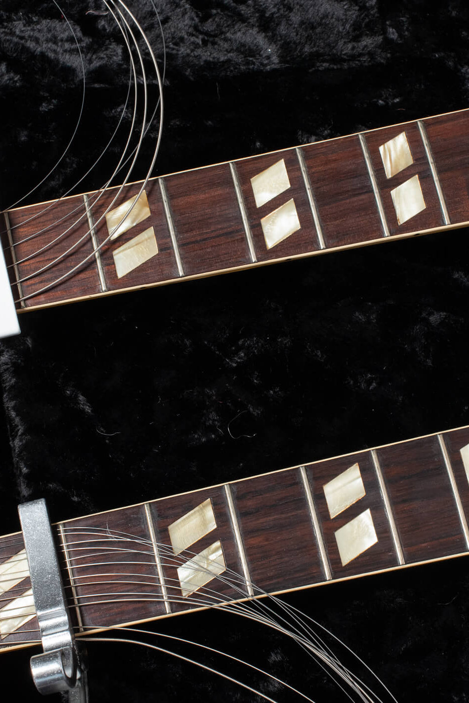 Original small frets on 1959 Gibson EDS-1275 double neck guitar