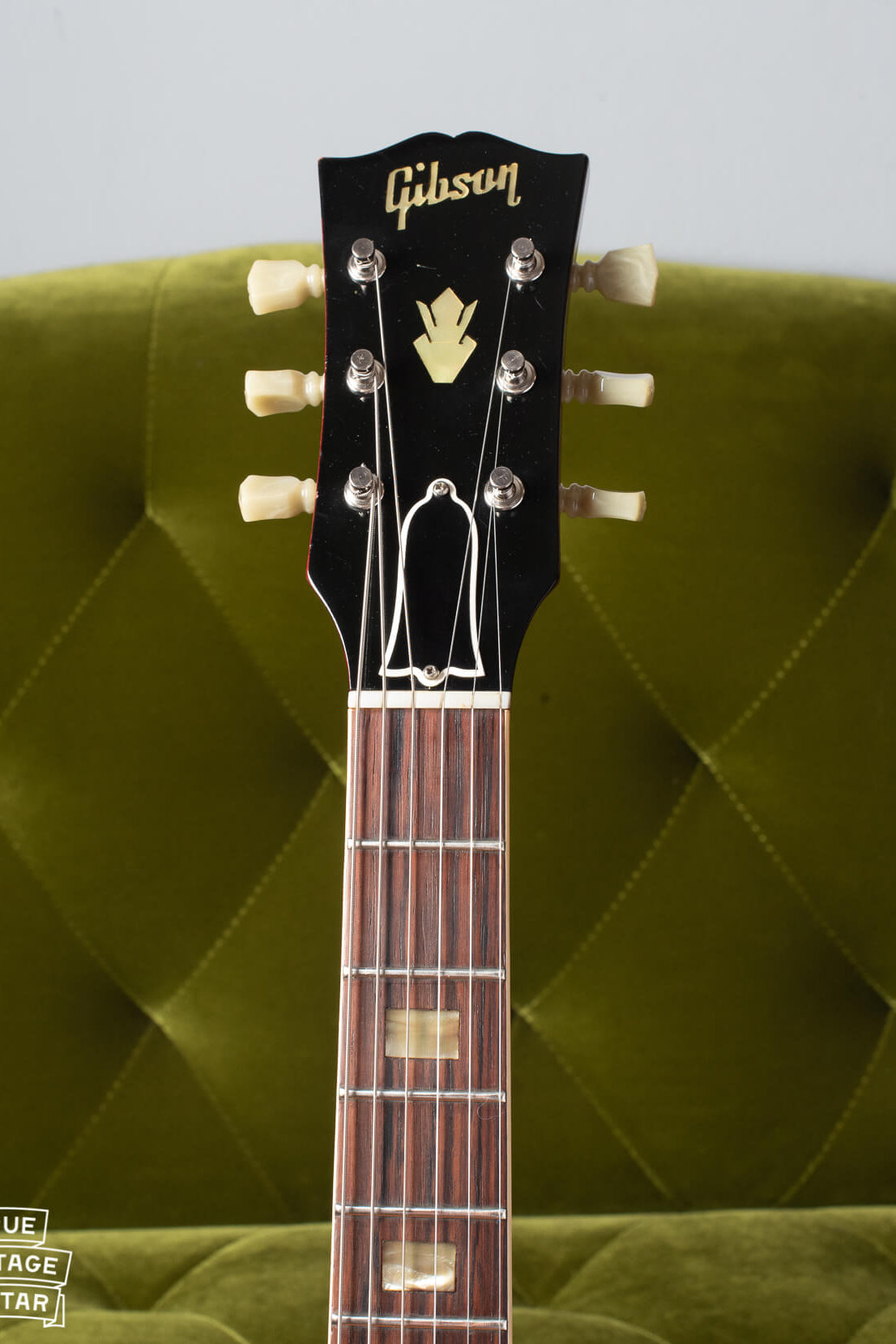 Headstock of Gibson ES-335 1963
