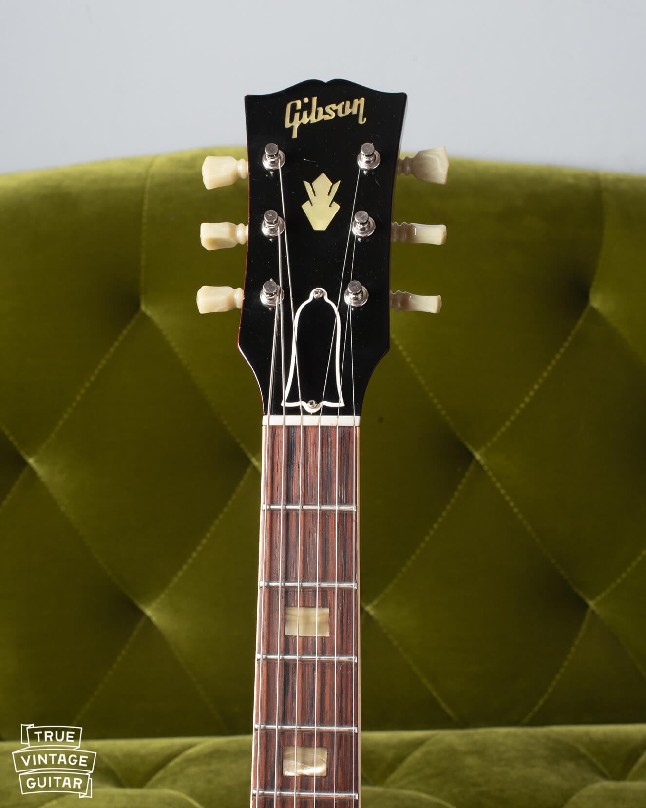 Headstock of Gibson ES-335 1963