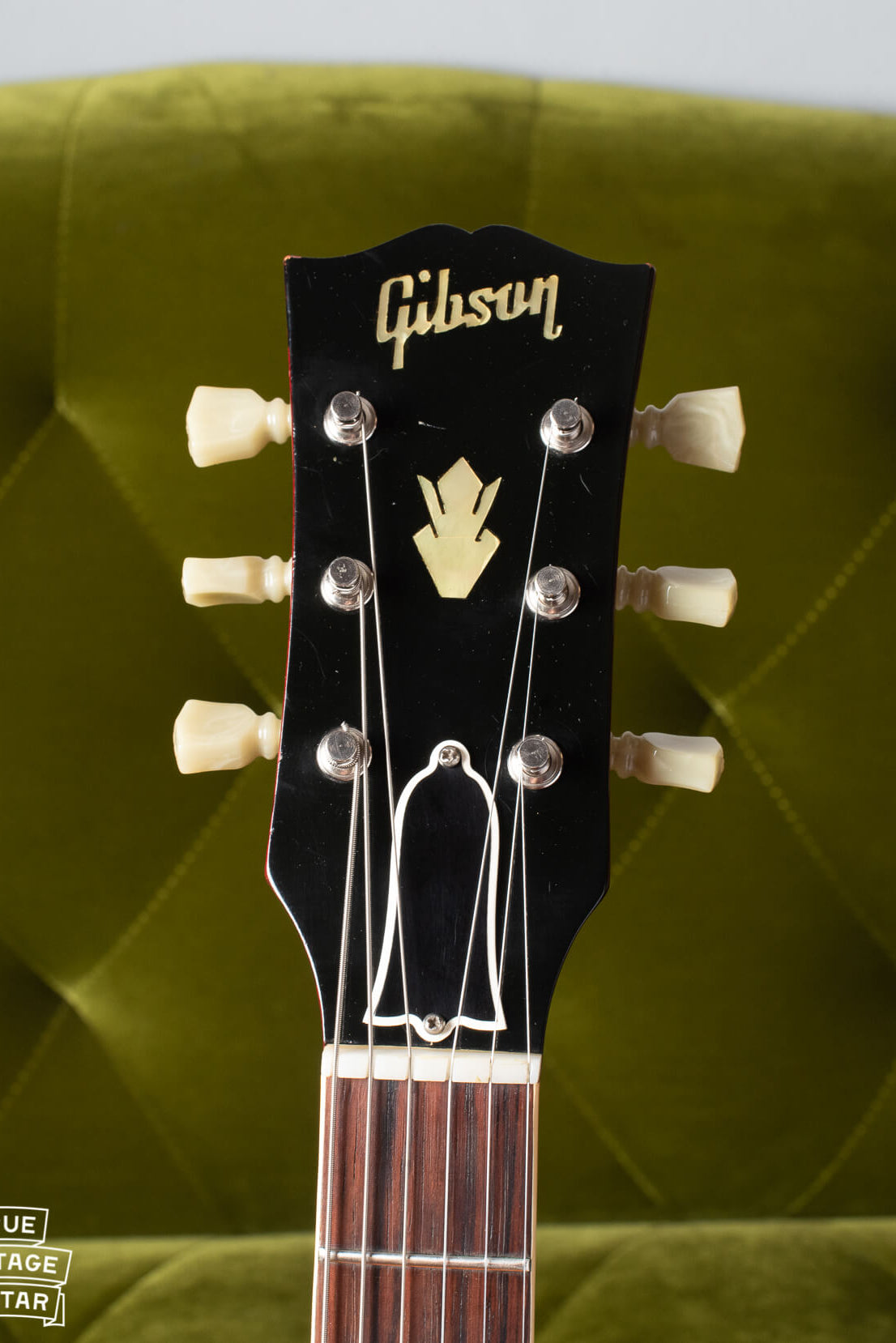 Headstock of Gibson ES-335 1963