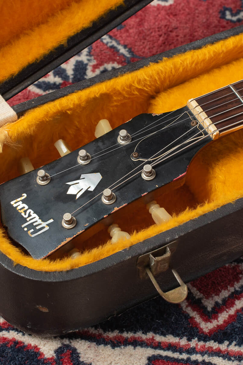 Gibson ES-335 headstock