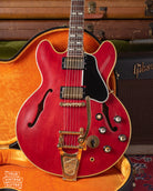 Gibson ES-345 1966 red guitar with gold parts