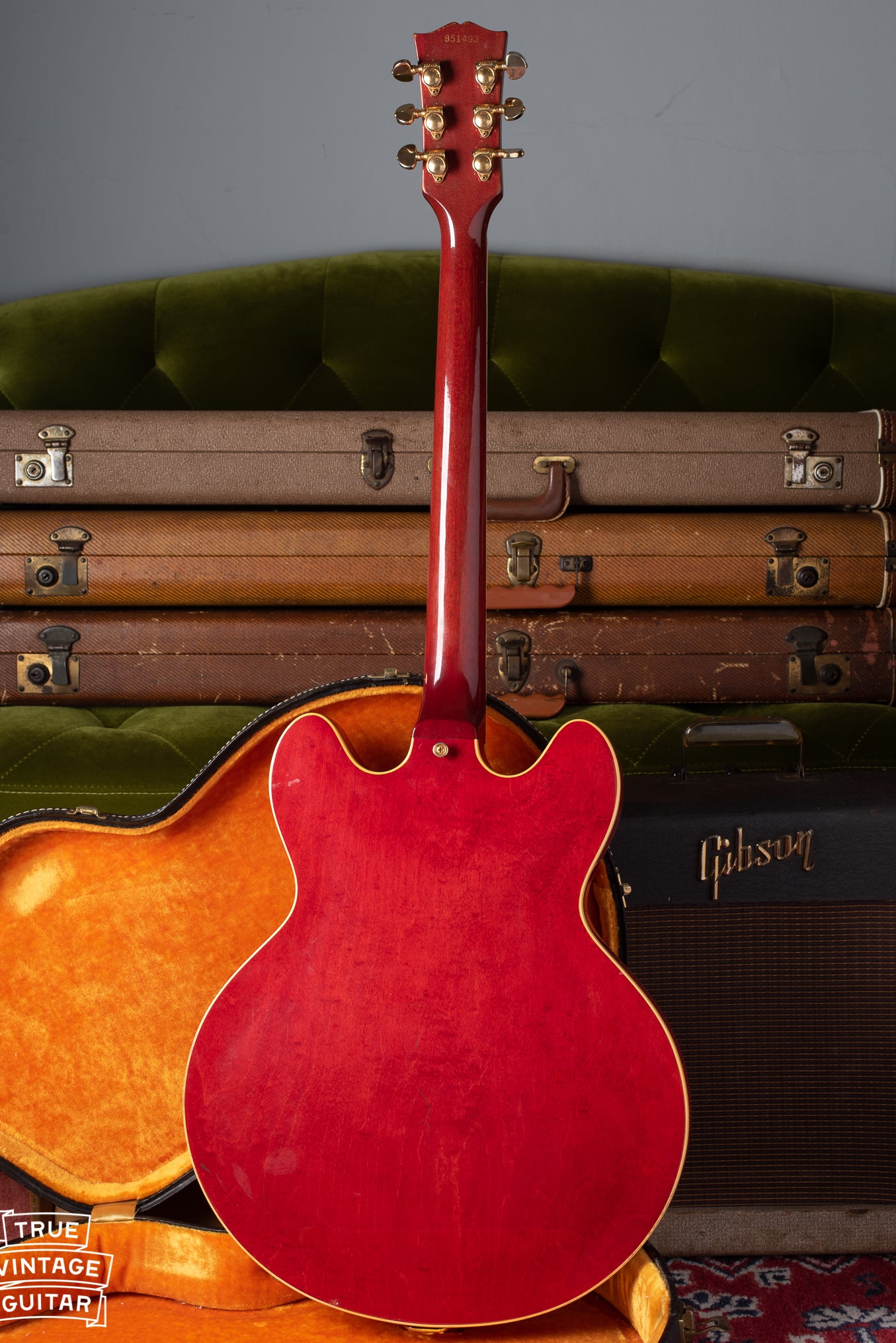 Back of Gibson ES-345 1966 red