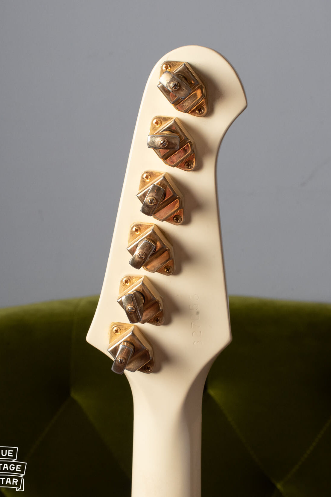 Banjo tuners on Gibson Firebird 76 white 1977