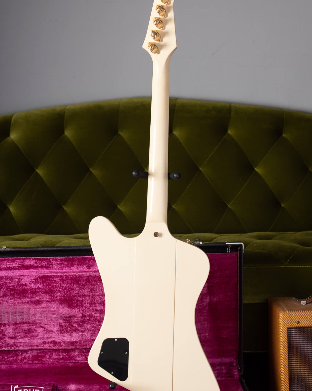 Back of Gibson Firebird 76 Bicentennial White 1977
