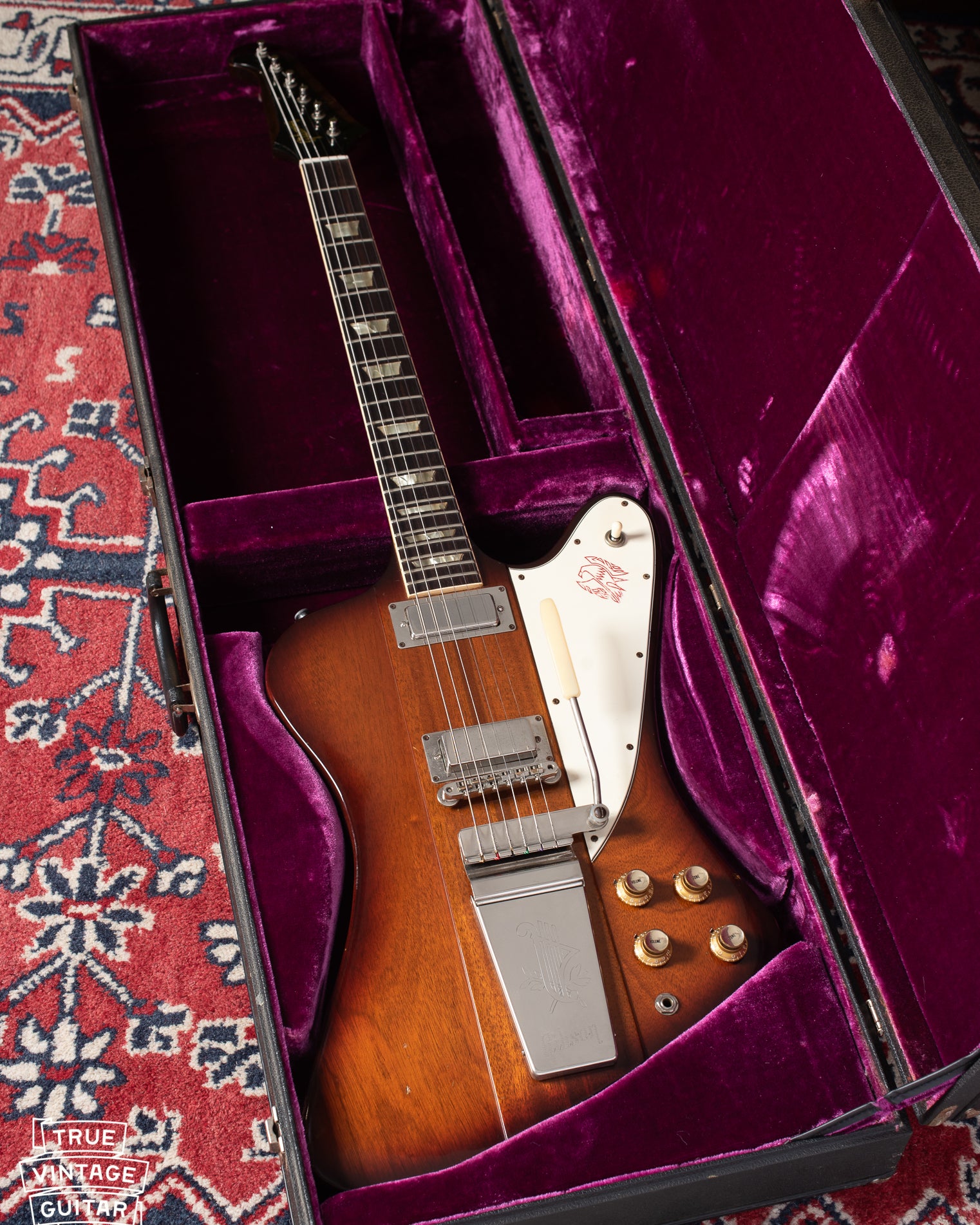 Gibson Firebird V 1964 in purple case