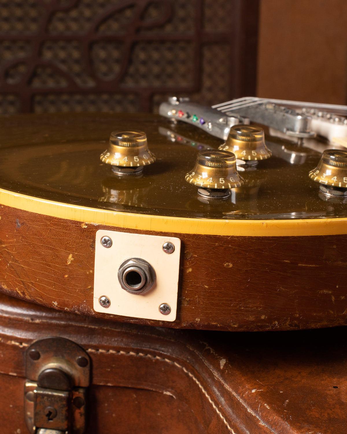 Output jack plate cream 1956 Les Paul