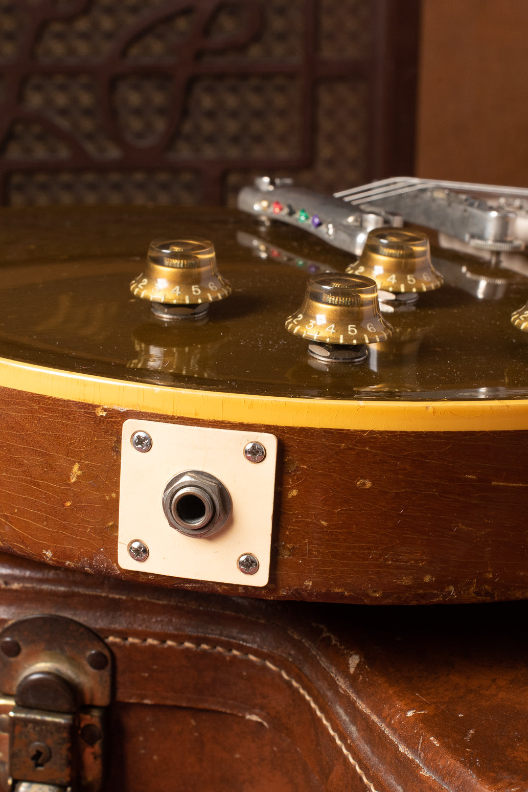 Output jack plate cream 1956 Les Paul