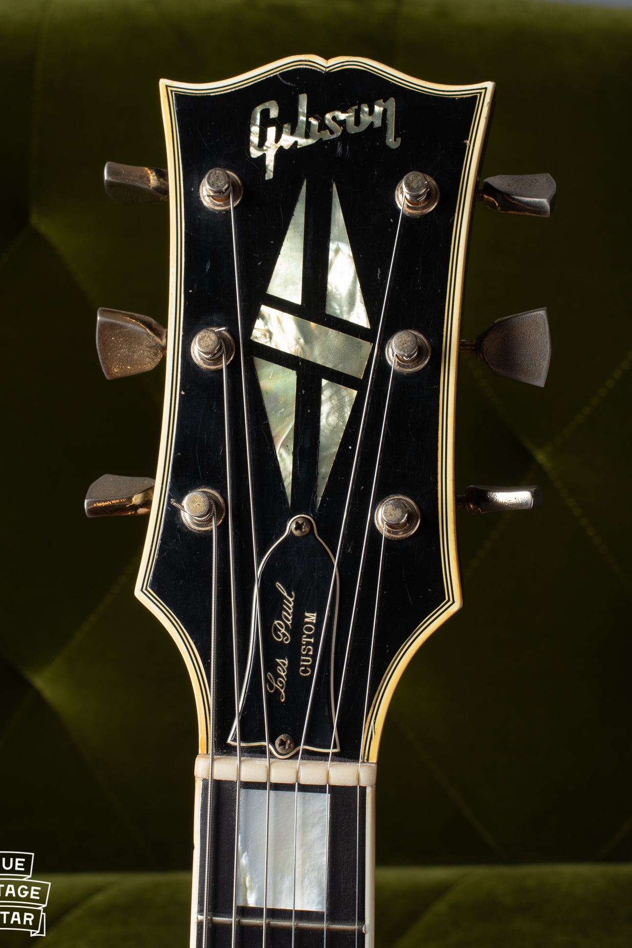 Large split diamond inlay on Gibson Les Paul Custom 1969.