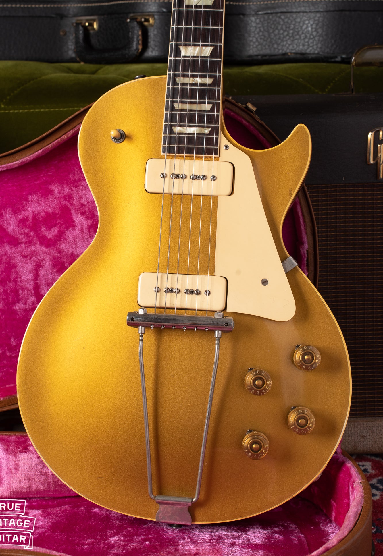 1952 Gibson Les Paul Model goldtop guitar in pink case