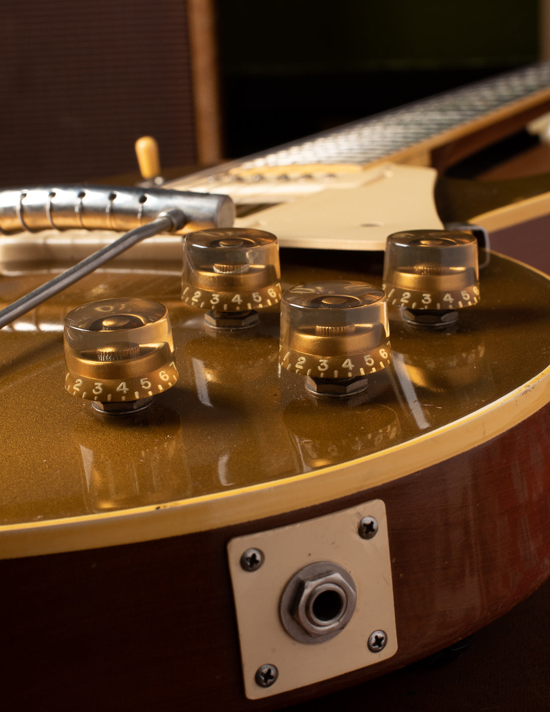 Tall speed knobs on original 1952 Gibson Les Paul goldtop