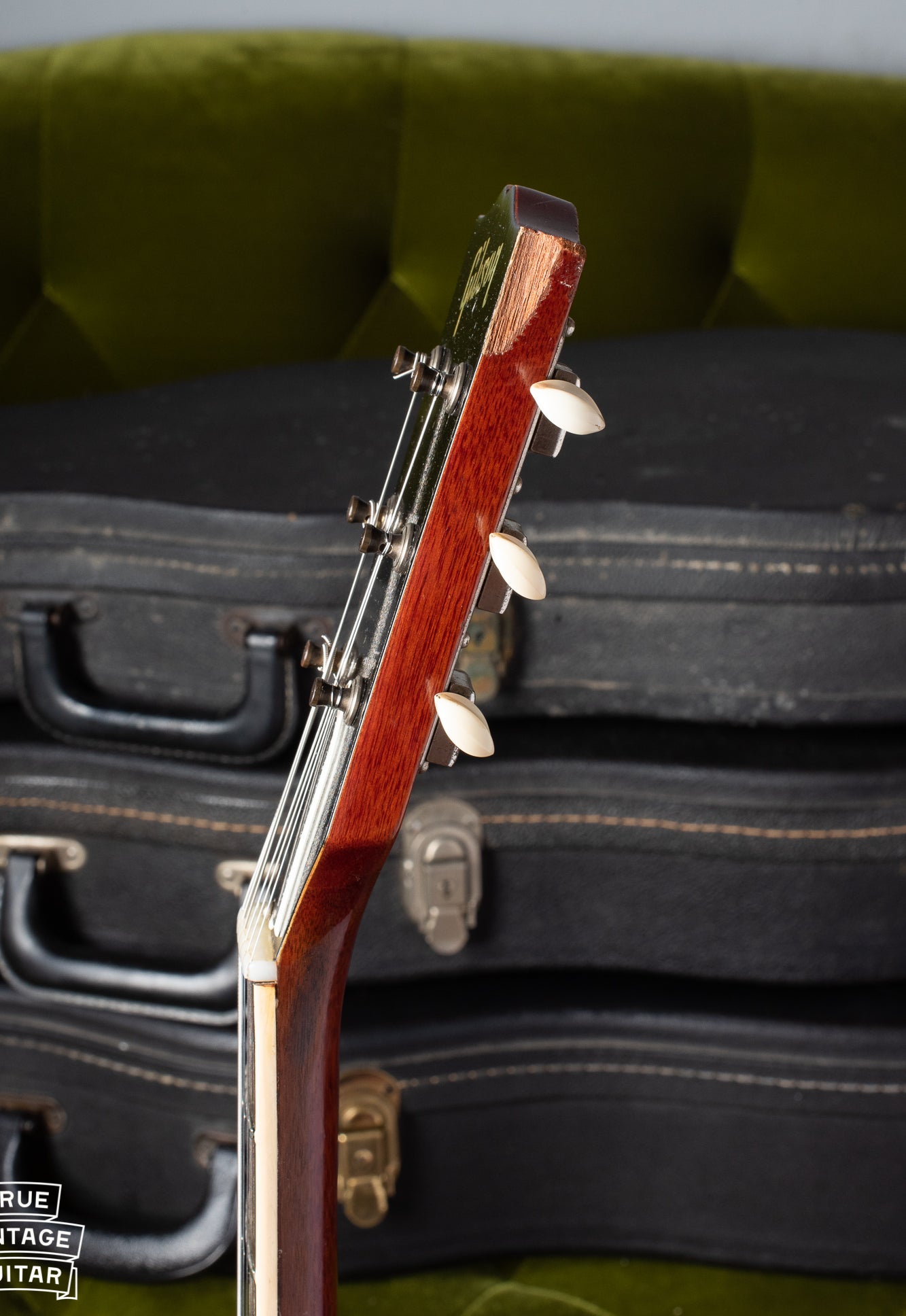 Headstock edge of neck of Gibson Les Paul Special 1960