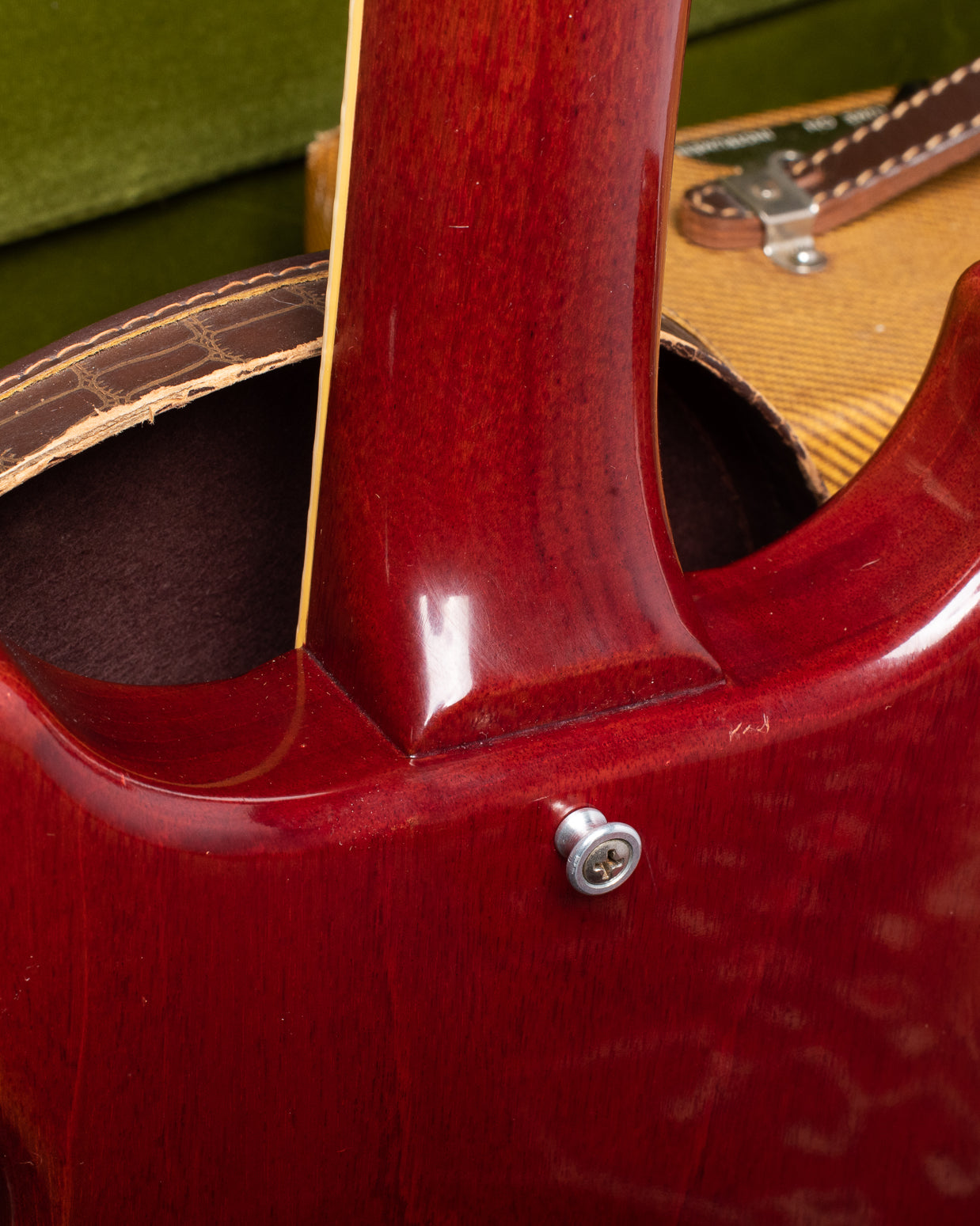 Neck to body joint of Gibson Les Paul 1960 double cut