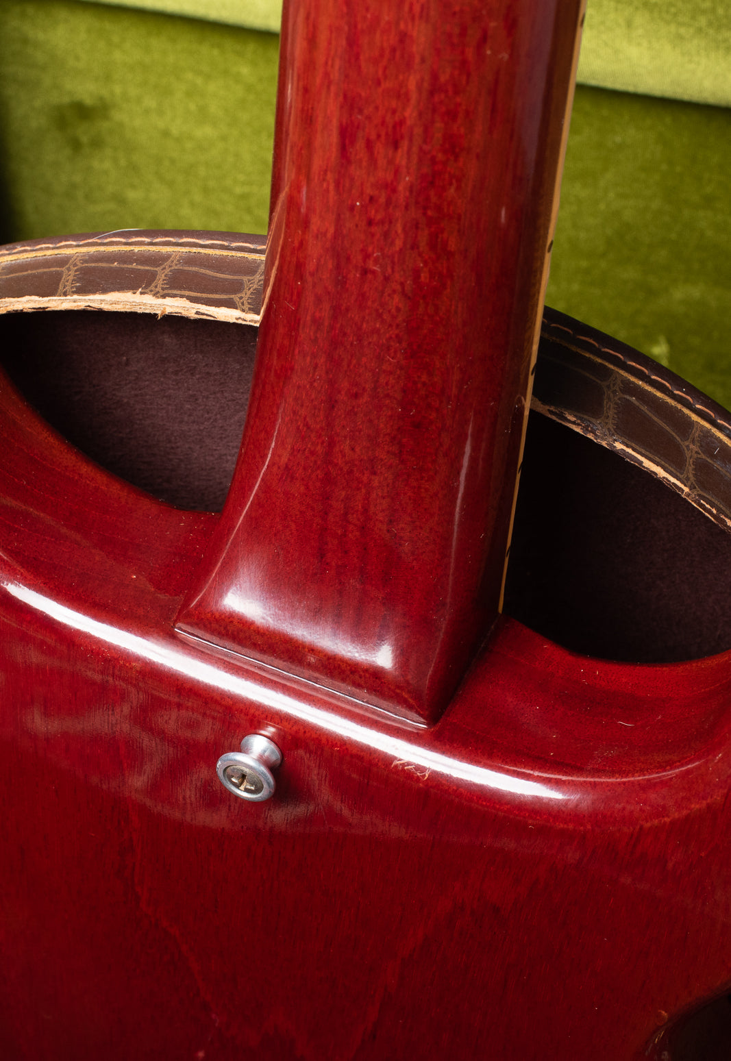 Neck to body joint of Gibson Les Paul Special 1960