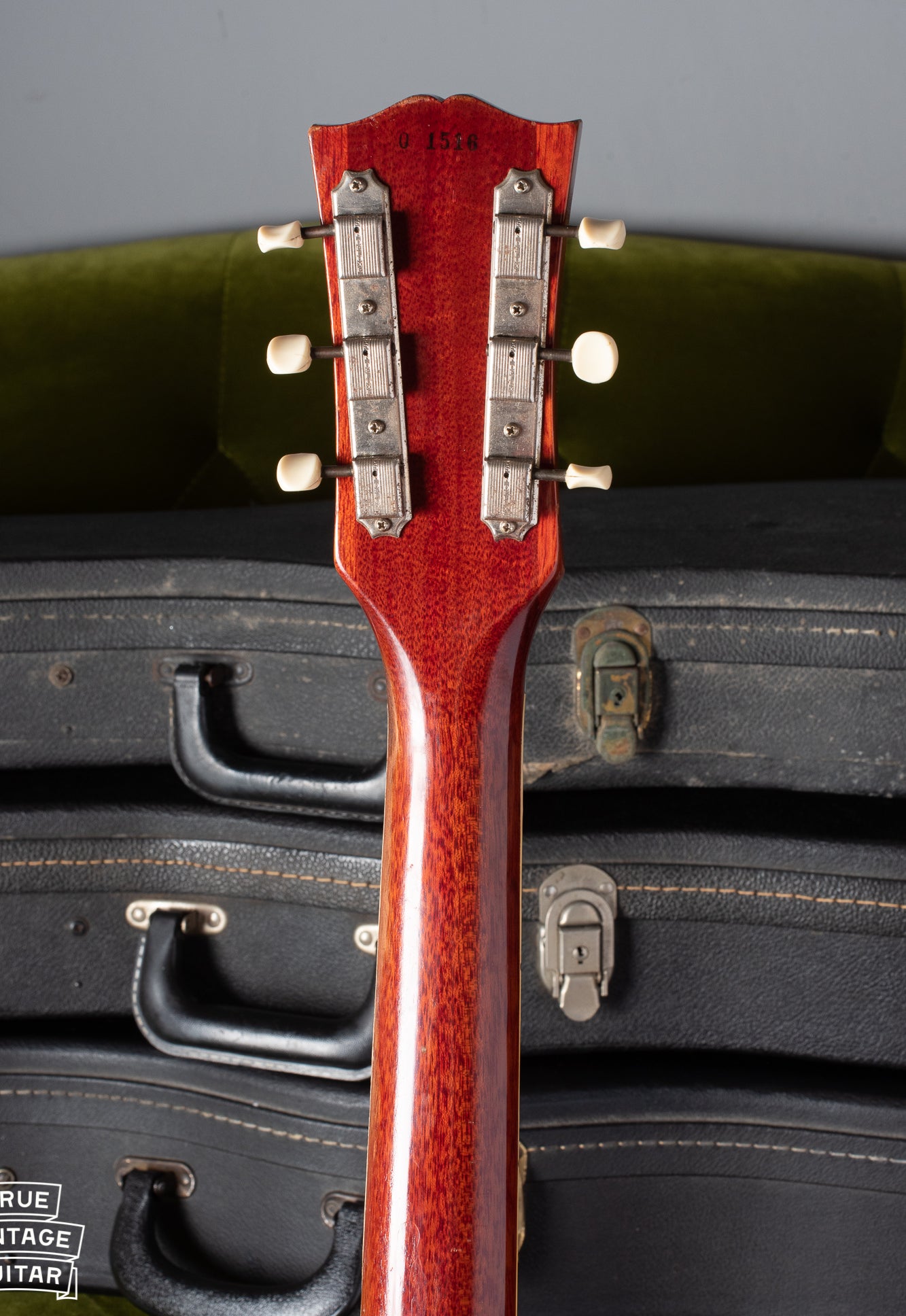 Back of neck of Gibson Les Paul Special 1960 with Kluson tuners