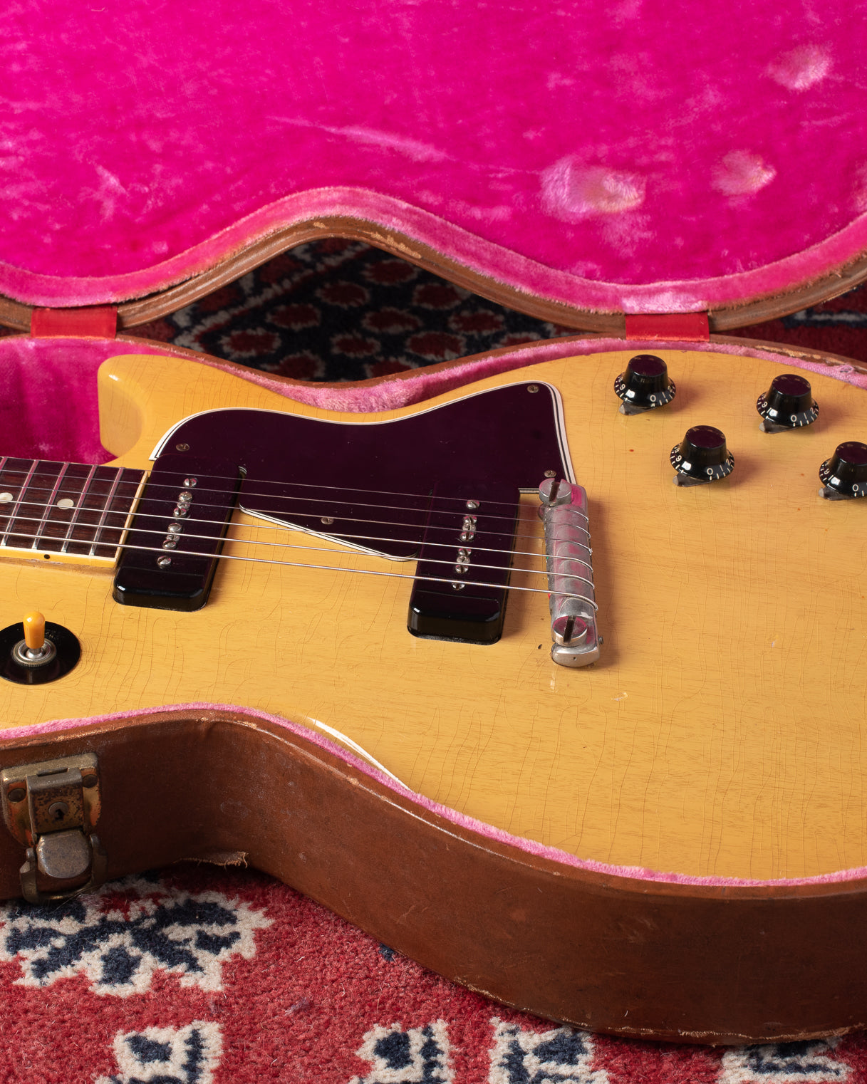 1956 Gibson Les Paul Special in pink and brown lifton case