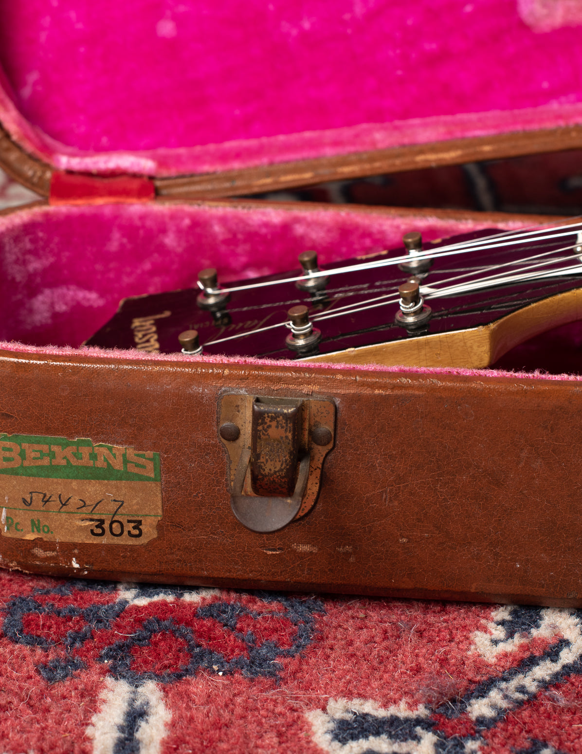 Bekins sticker on Gibson Les Paul Special 1956