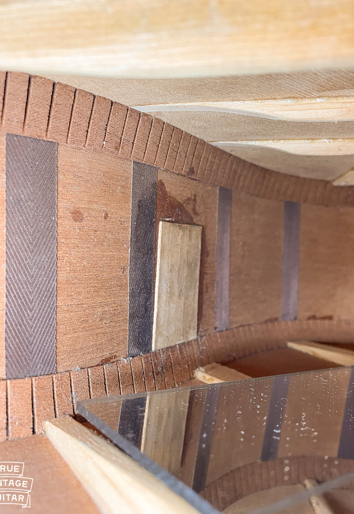 Rim patch side crack Martin D-18 1957