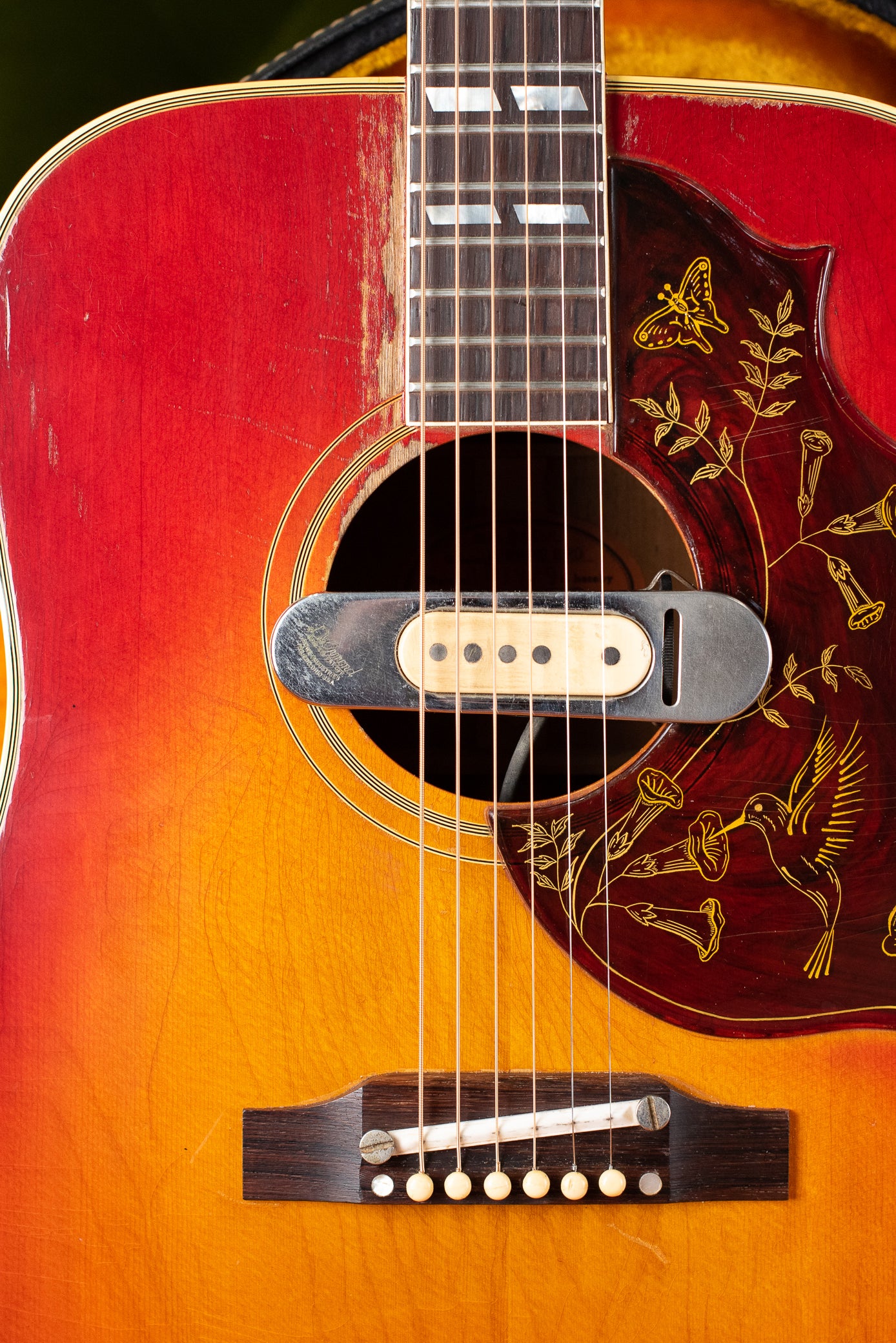 DeArmond soundhole pickup, vintage Gibson hummingbird guitar