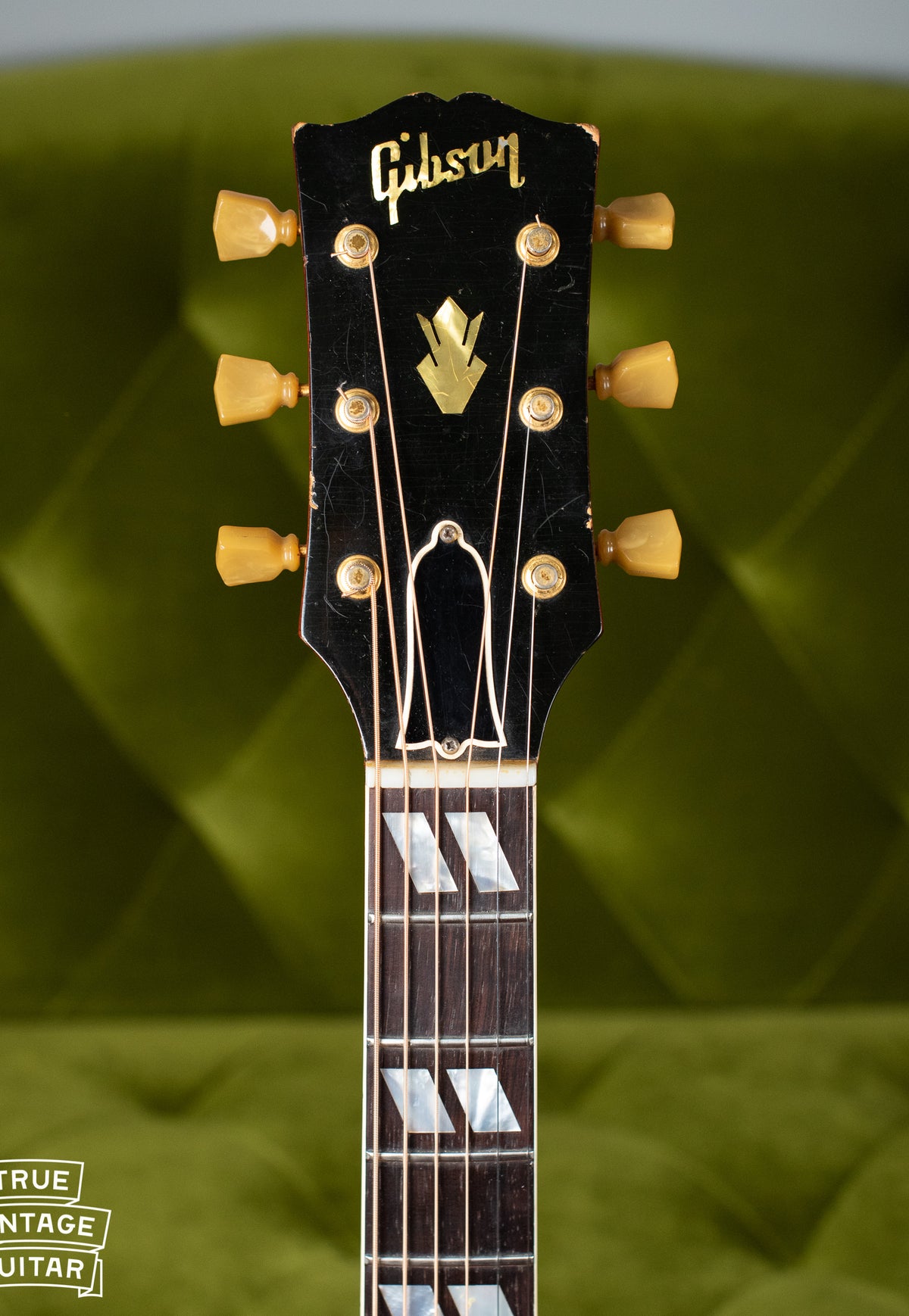 Gibson headstock, 1963 Hummingbird