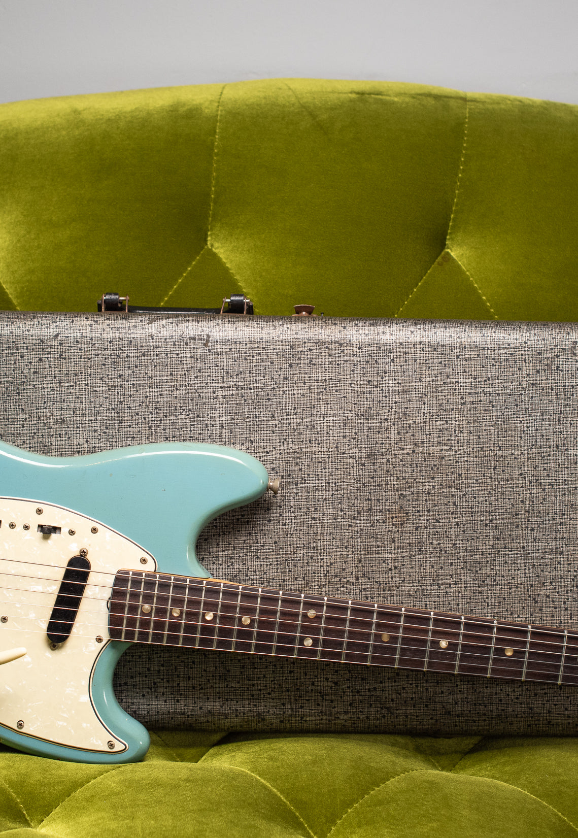 Vintage 1966 Fender Mustang Blue in original case