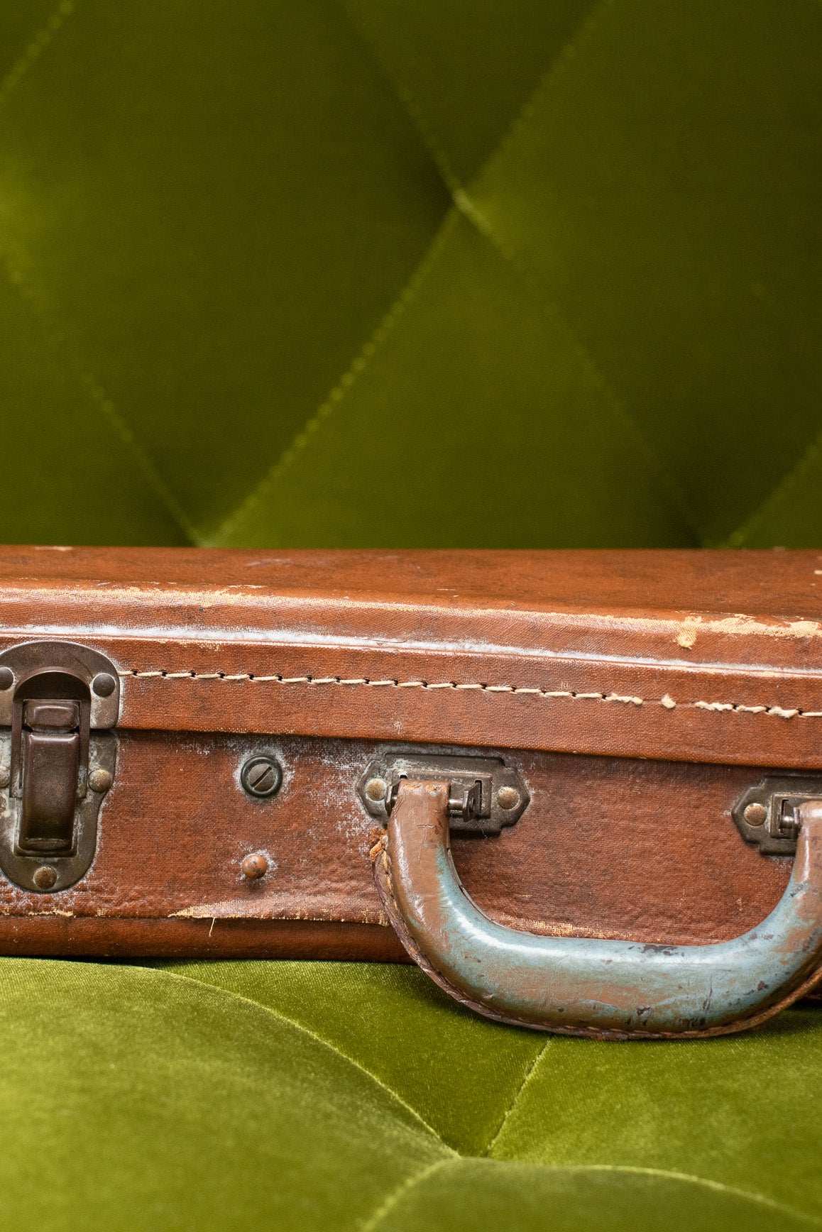 vintage 1950s Lifton brown pink case 4 latch