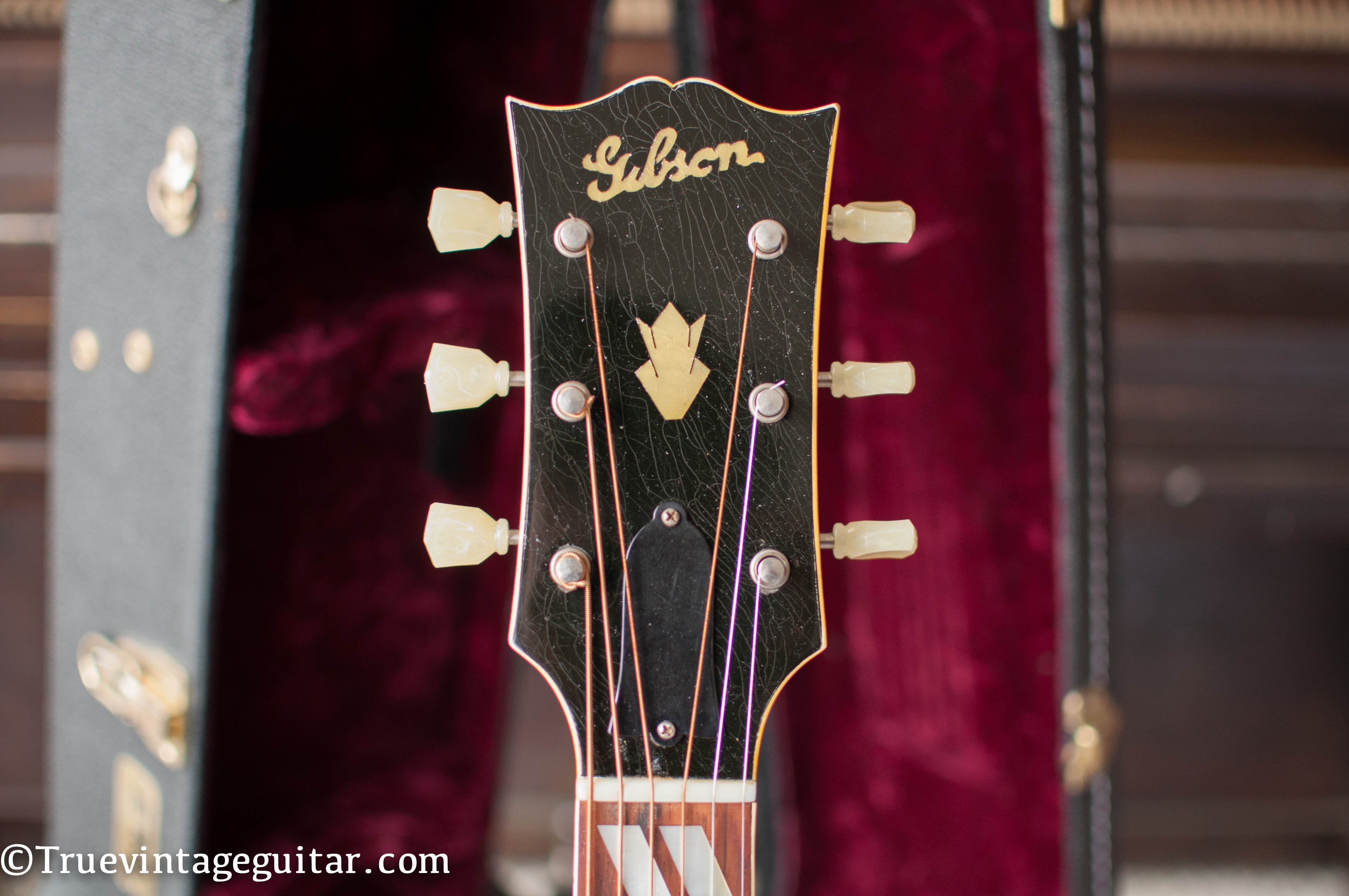 i buy vintage guitars and amplifiers