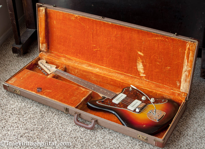 Fender Jazzmaster 1961 guitar in case