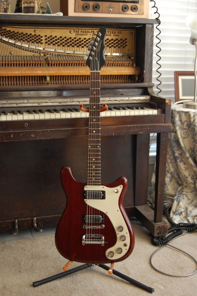 A Semi-Rarity:  The 1966 Epiphone Wilshire (USA!)