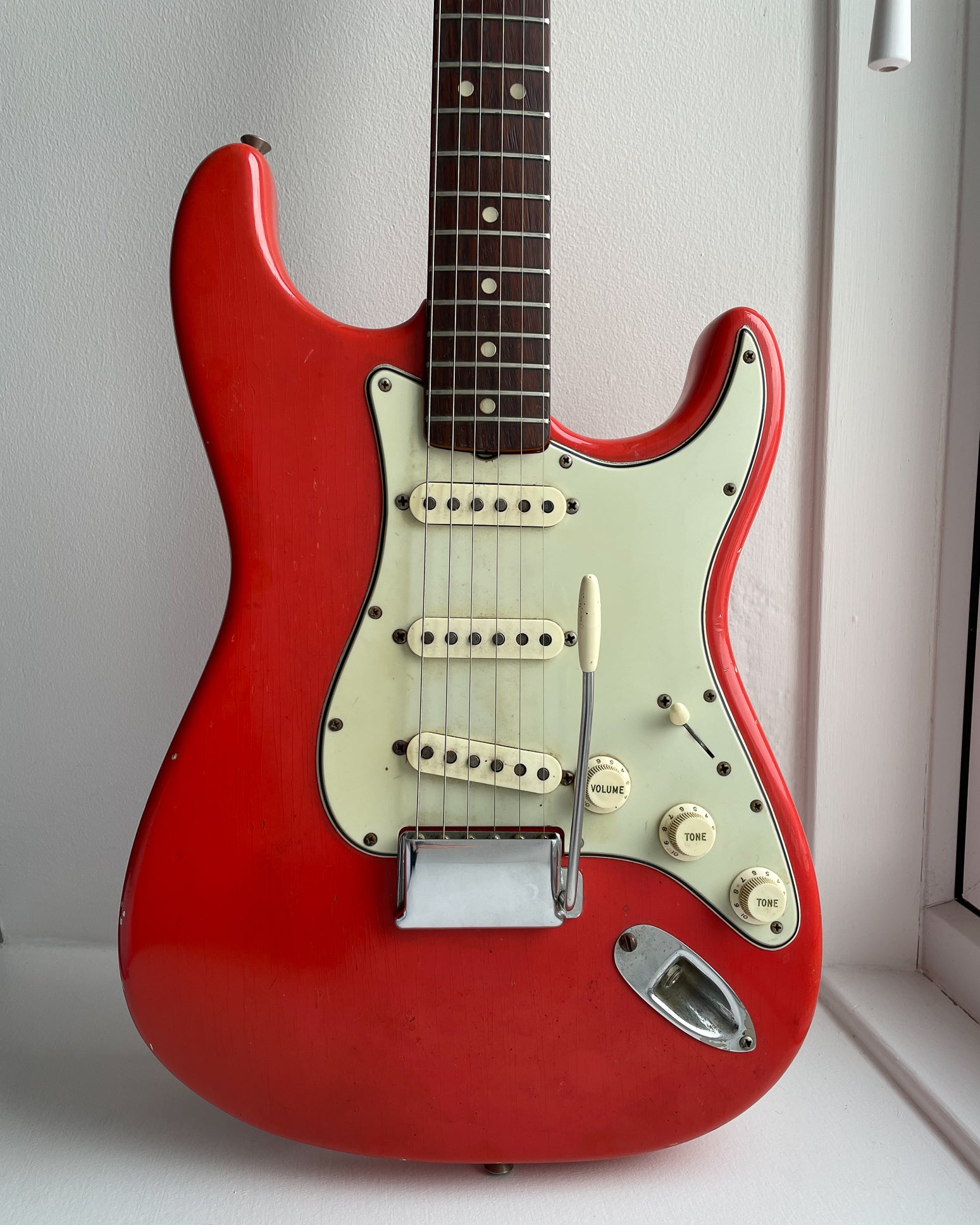 Fiesta Red Stratocaster '65 purchased in Scotland by guitar collector