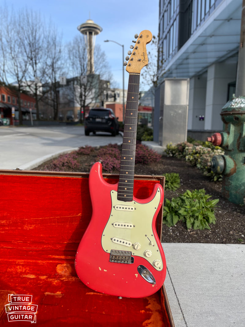 Fender guitar buyer for Stratocaster Red 1963