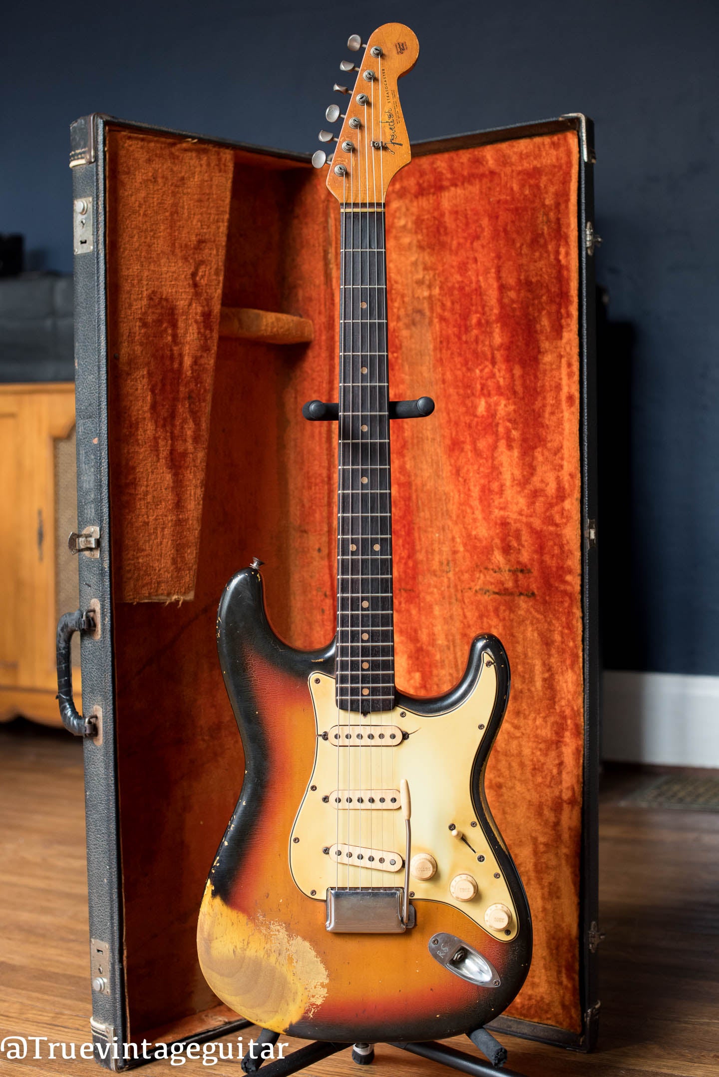 Fender Stratocaster 1964 Sunburst – True Vintage Guitar