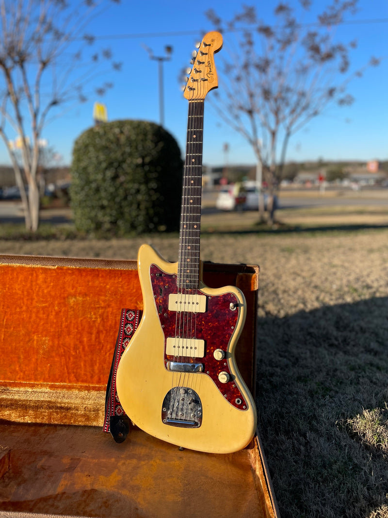 Fender guitar collector buys Fender Jazzmaster 1961 Blond in Alabama