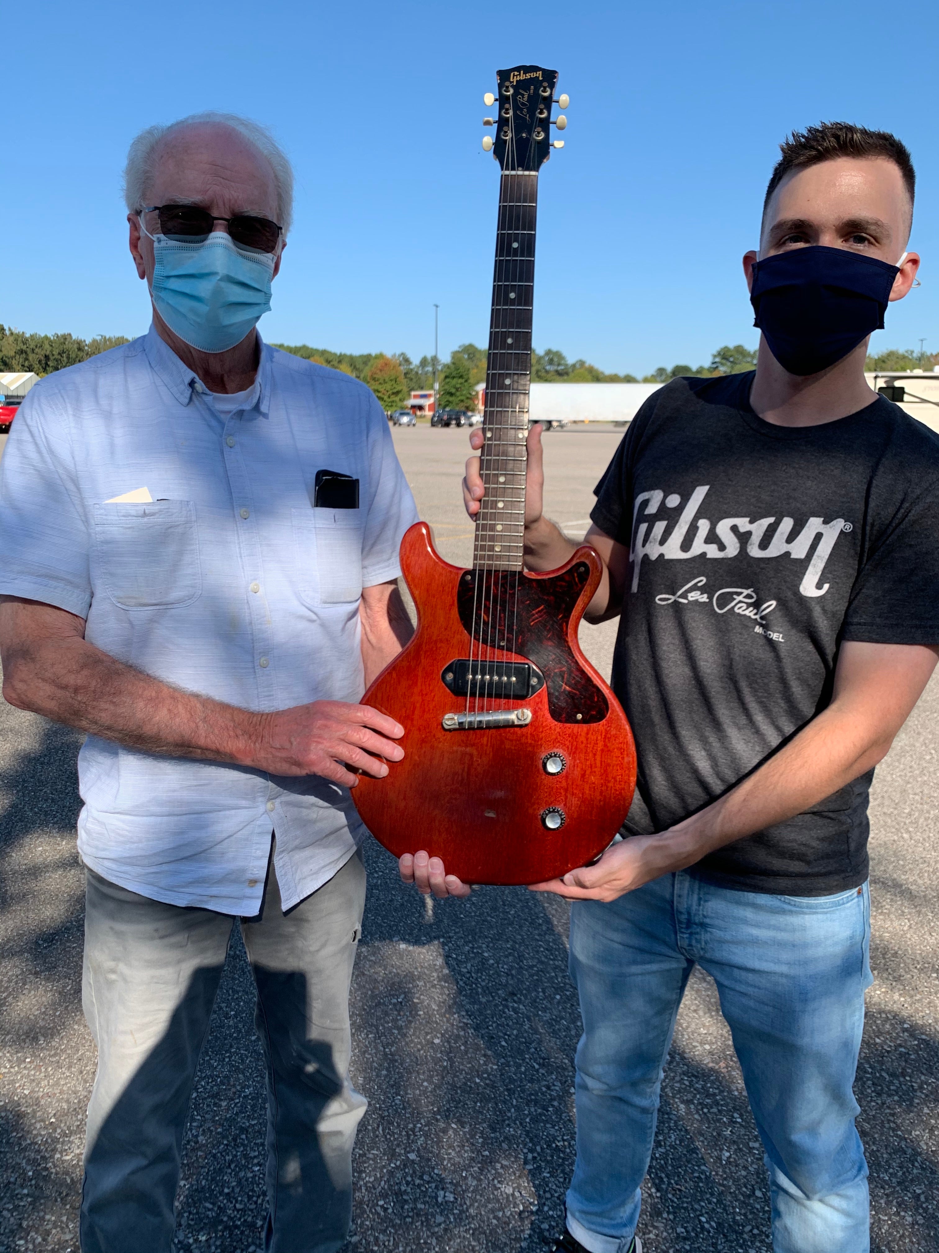 Gibson guitar buyer, 1961 Gibson Les Paul Junior