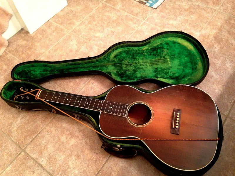 1931 Gibson L-1 with the original plush green case... Gorgeous