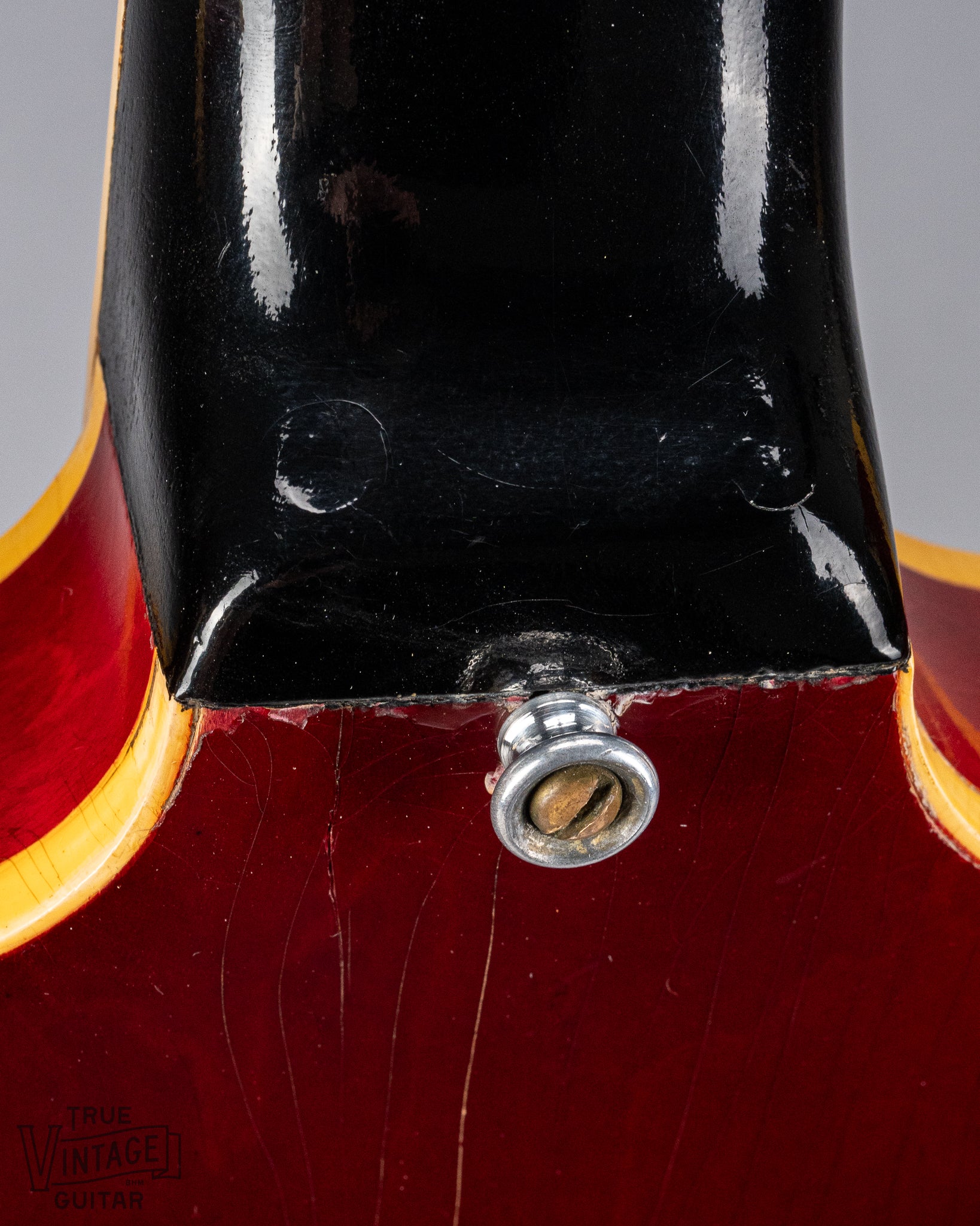 Gibson 1963 ES-335 Cherry red guitar neck heel 