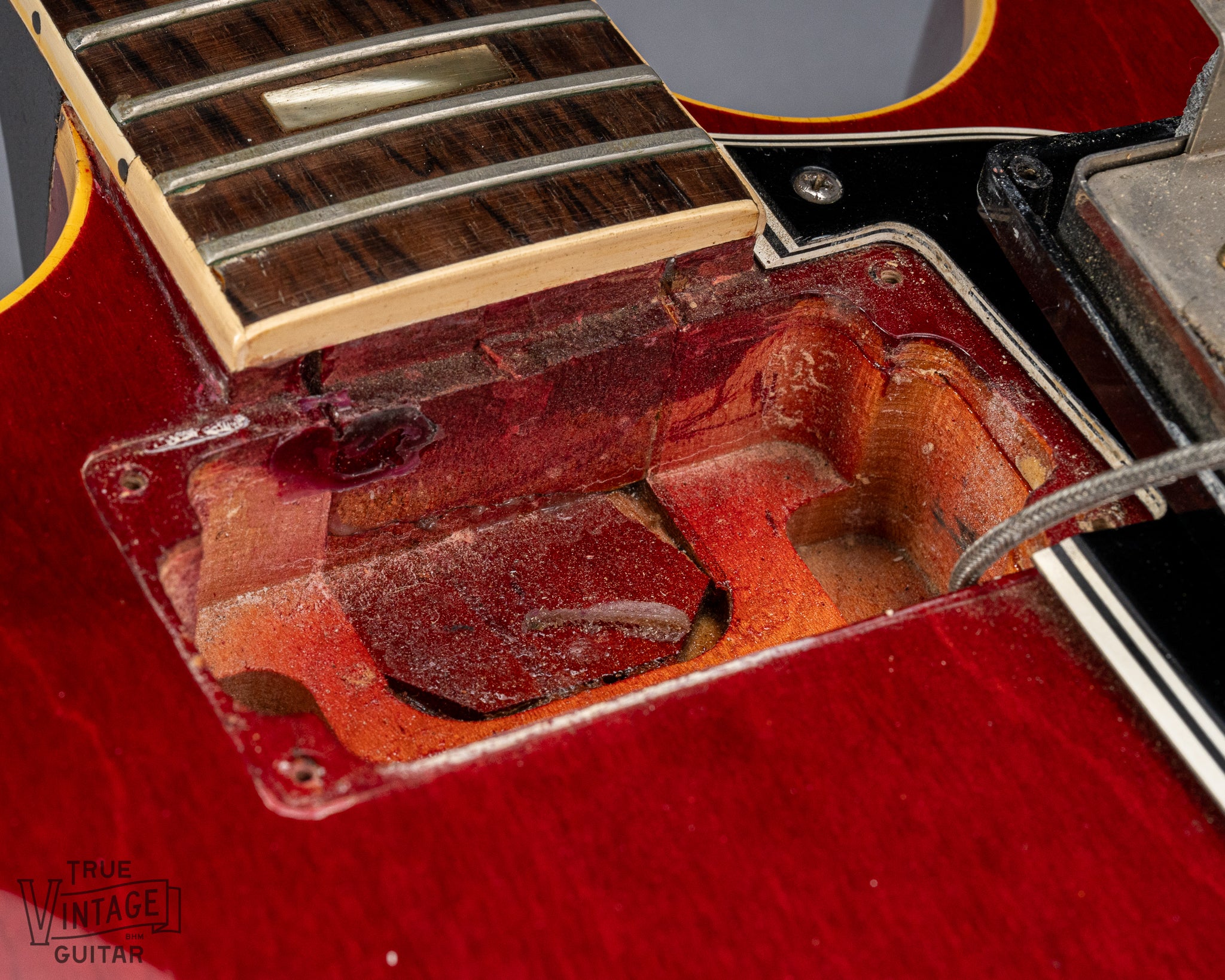 Gibson 1963 ES-335 Cherry red guitar neck pickup cavity 
