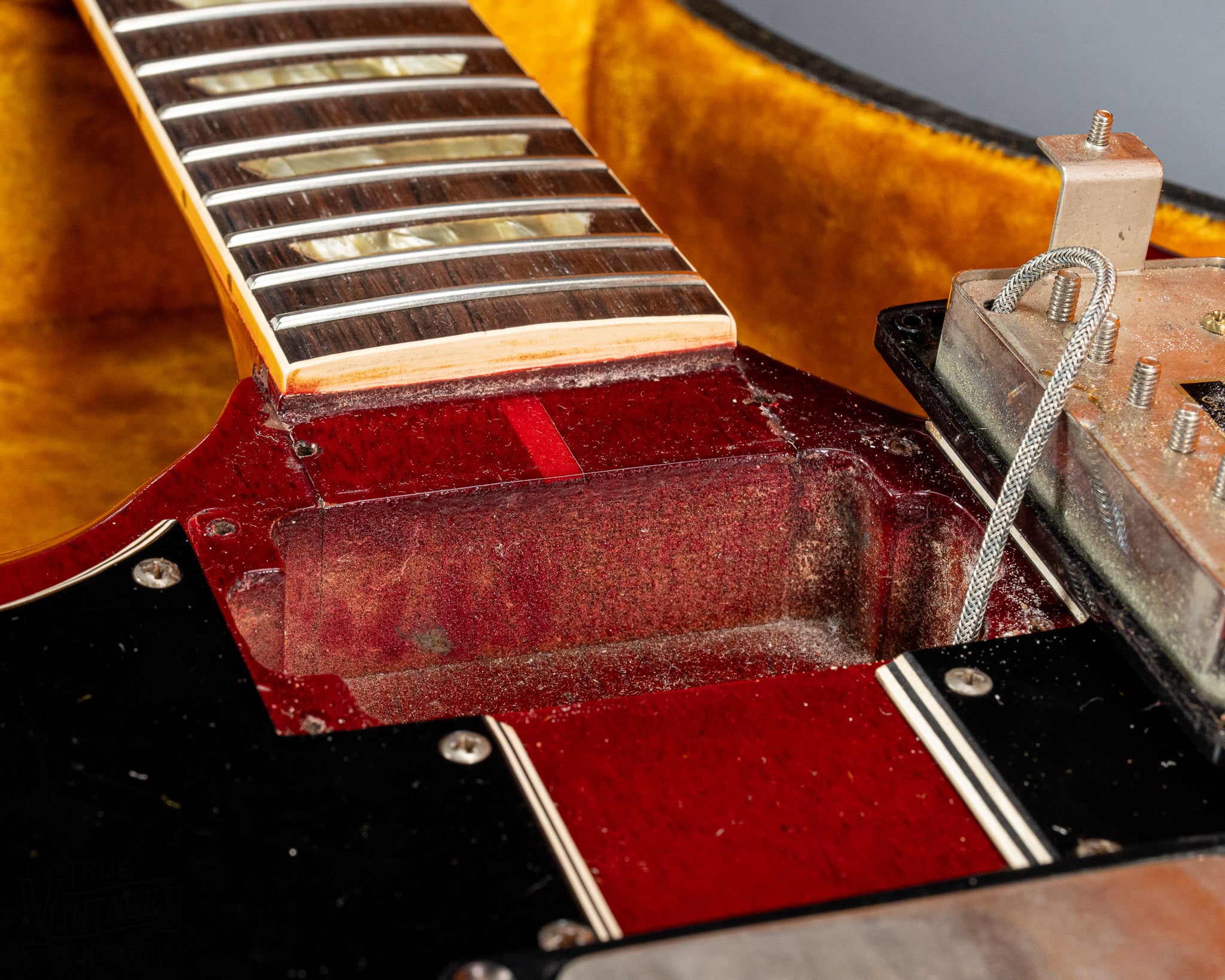 Neck pocket joint of 1963 Gibson Les Paul Standard SG
