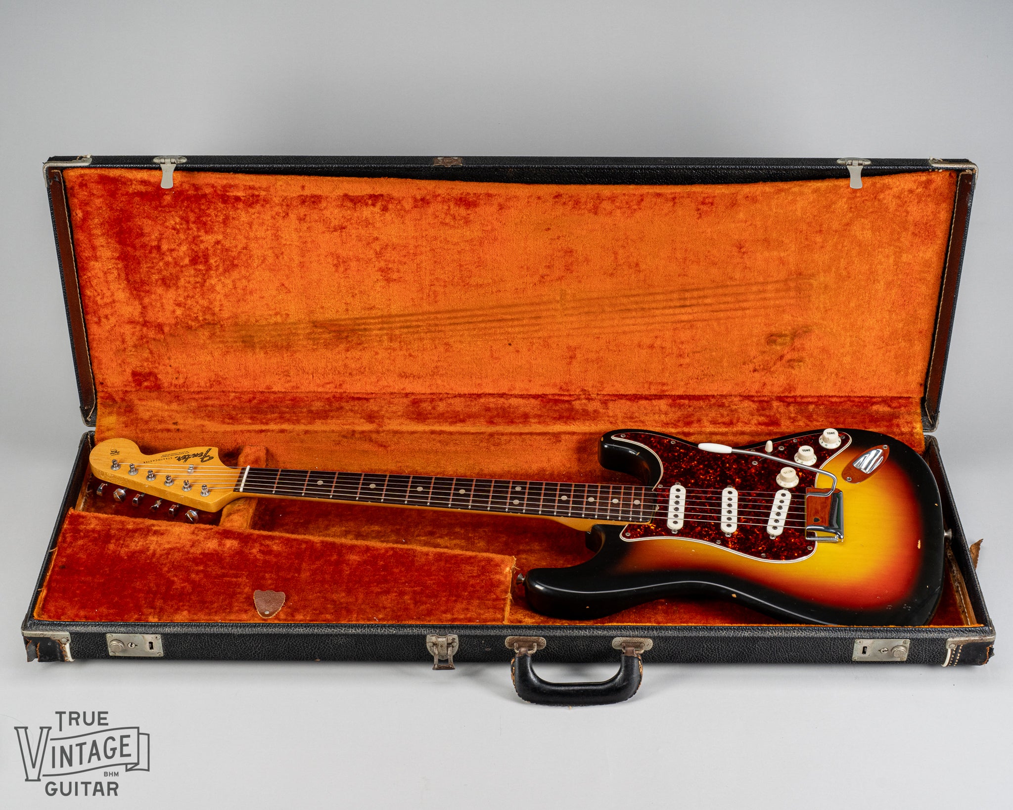 1967 fender Stratocaster Sunburst guitar body tortoise shell full guitar in original case