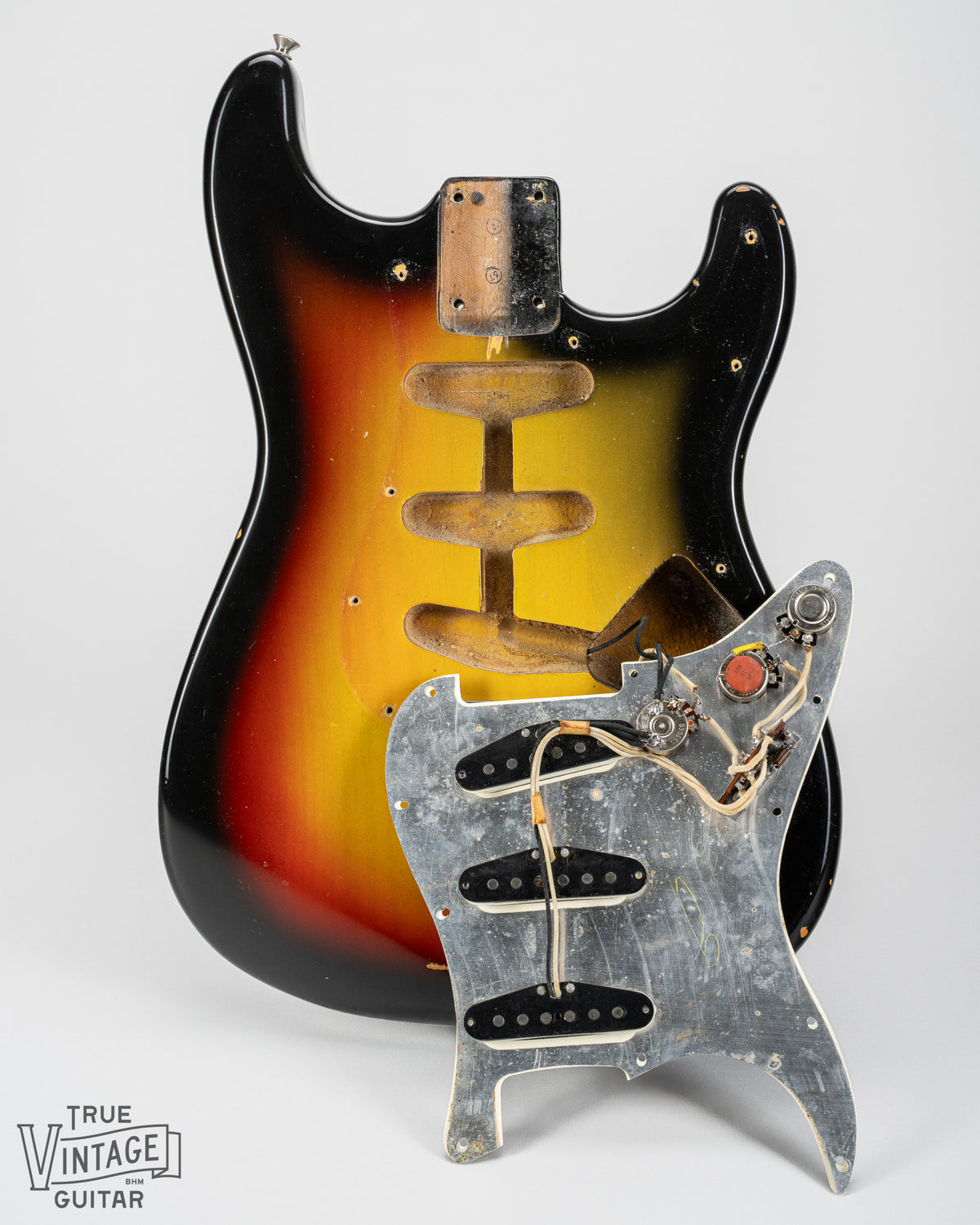 1967 Fender Stratocaster Sunburst Tortoise Shell Pickguard – True ...