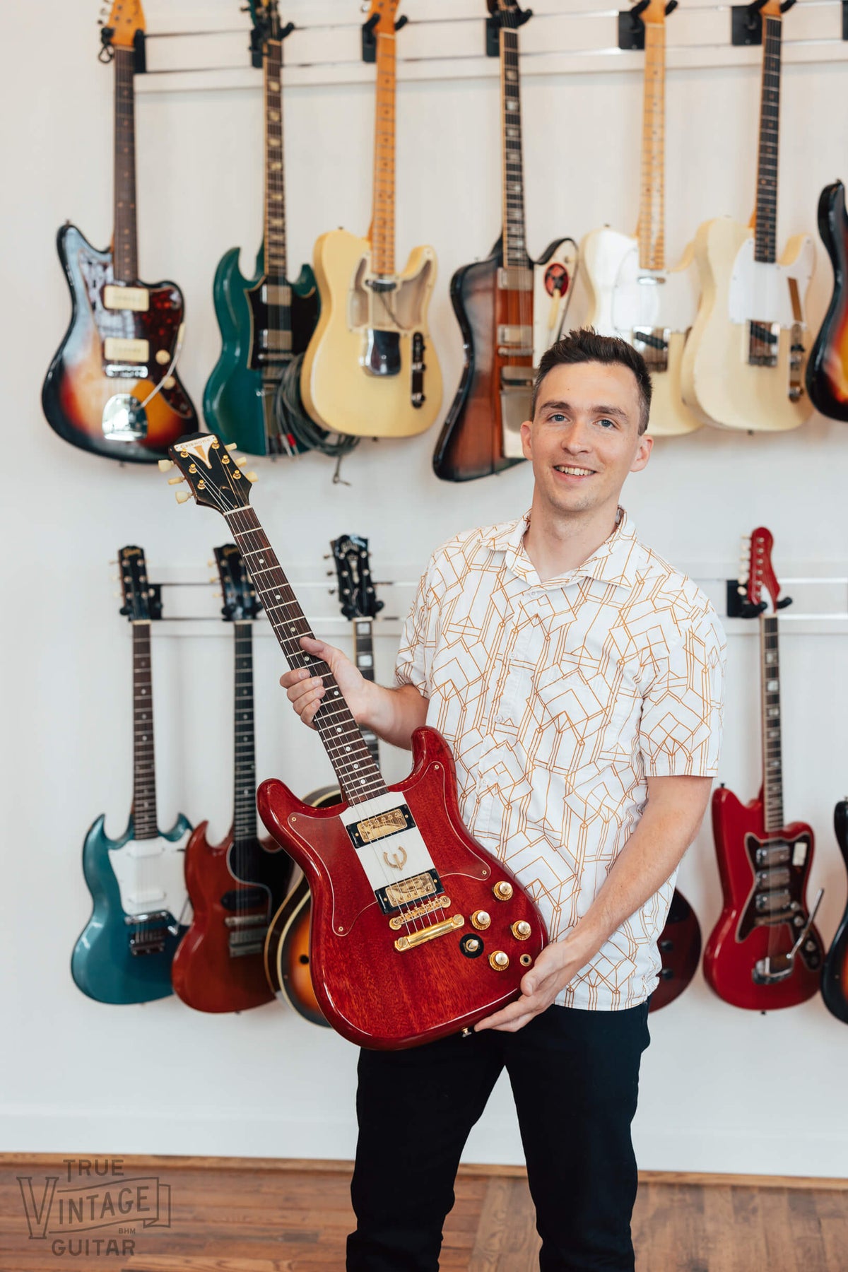 Expert Vintage Guitar Appraiser John Shults