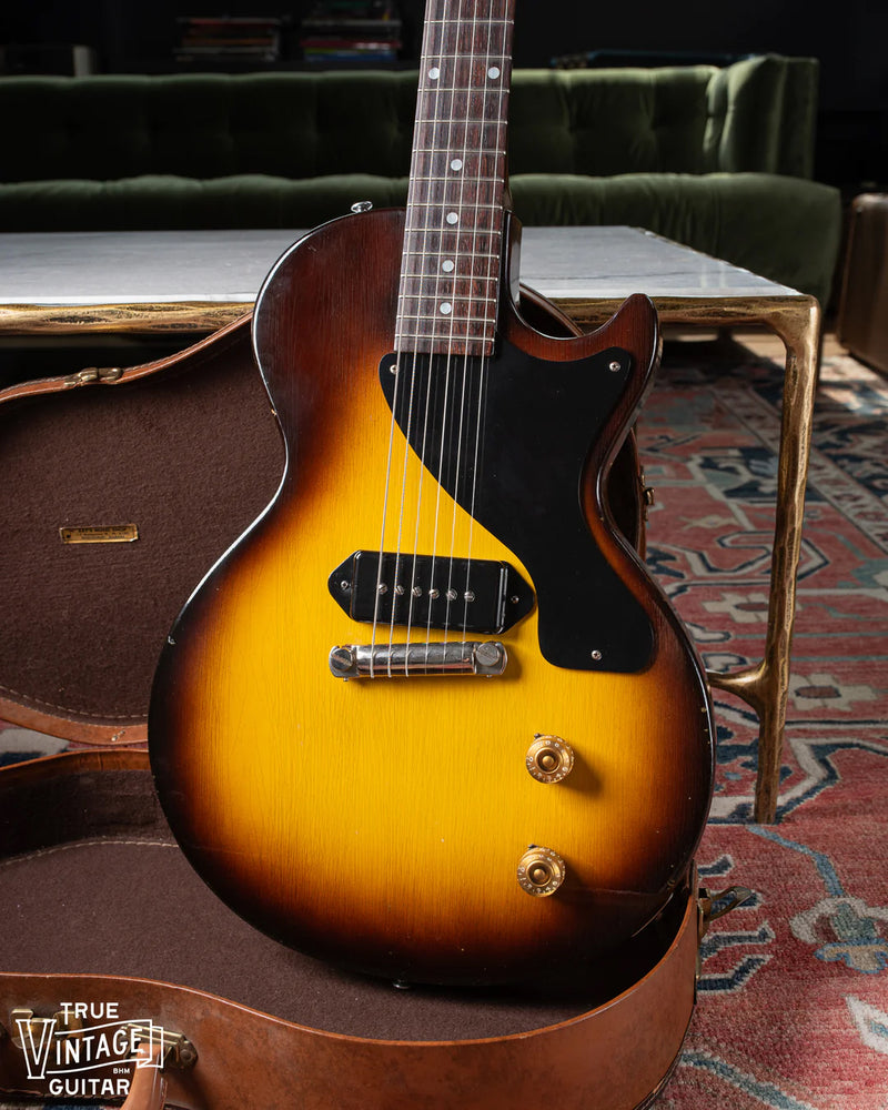 True Vintage Guitar Vintage Guitar Buyer Dealer