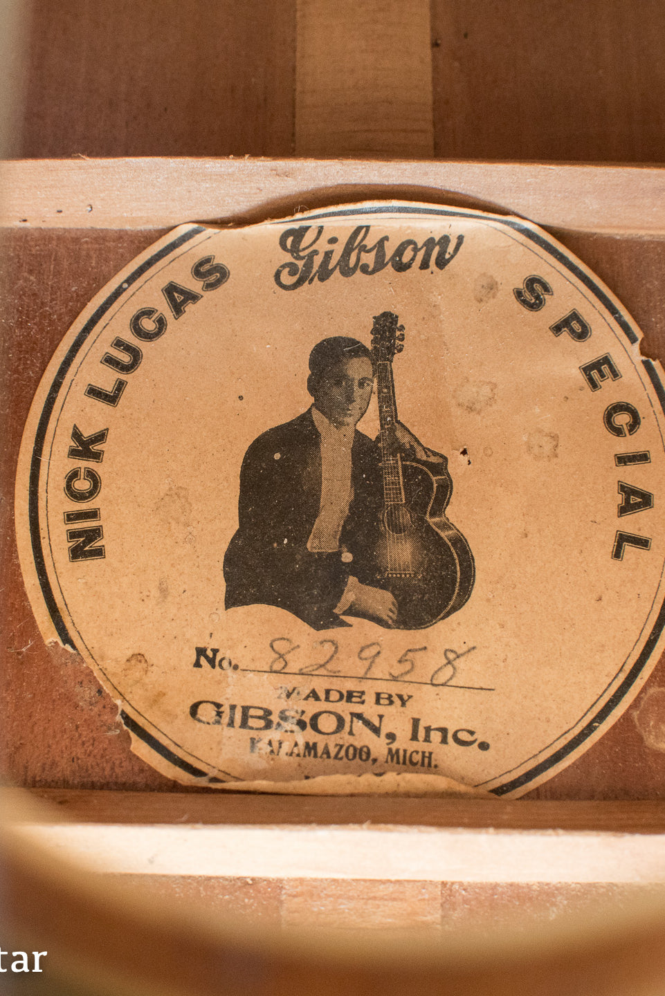 1928 Gibson Nick Lucas Special, paper label