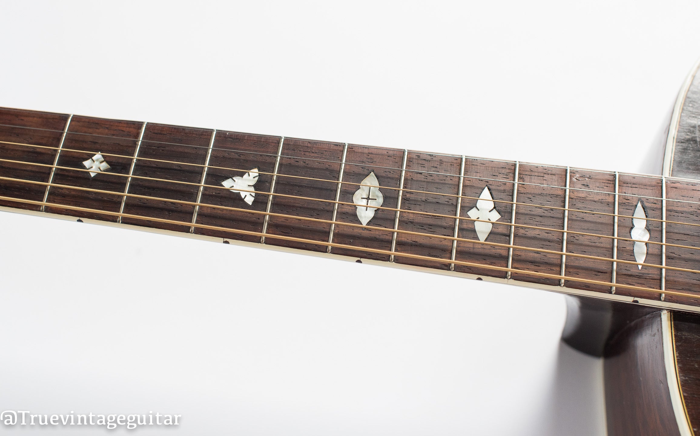 1928 Gibson Nick Lucas Special, fingerboard inlays